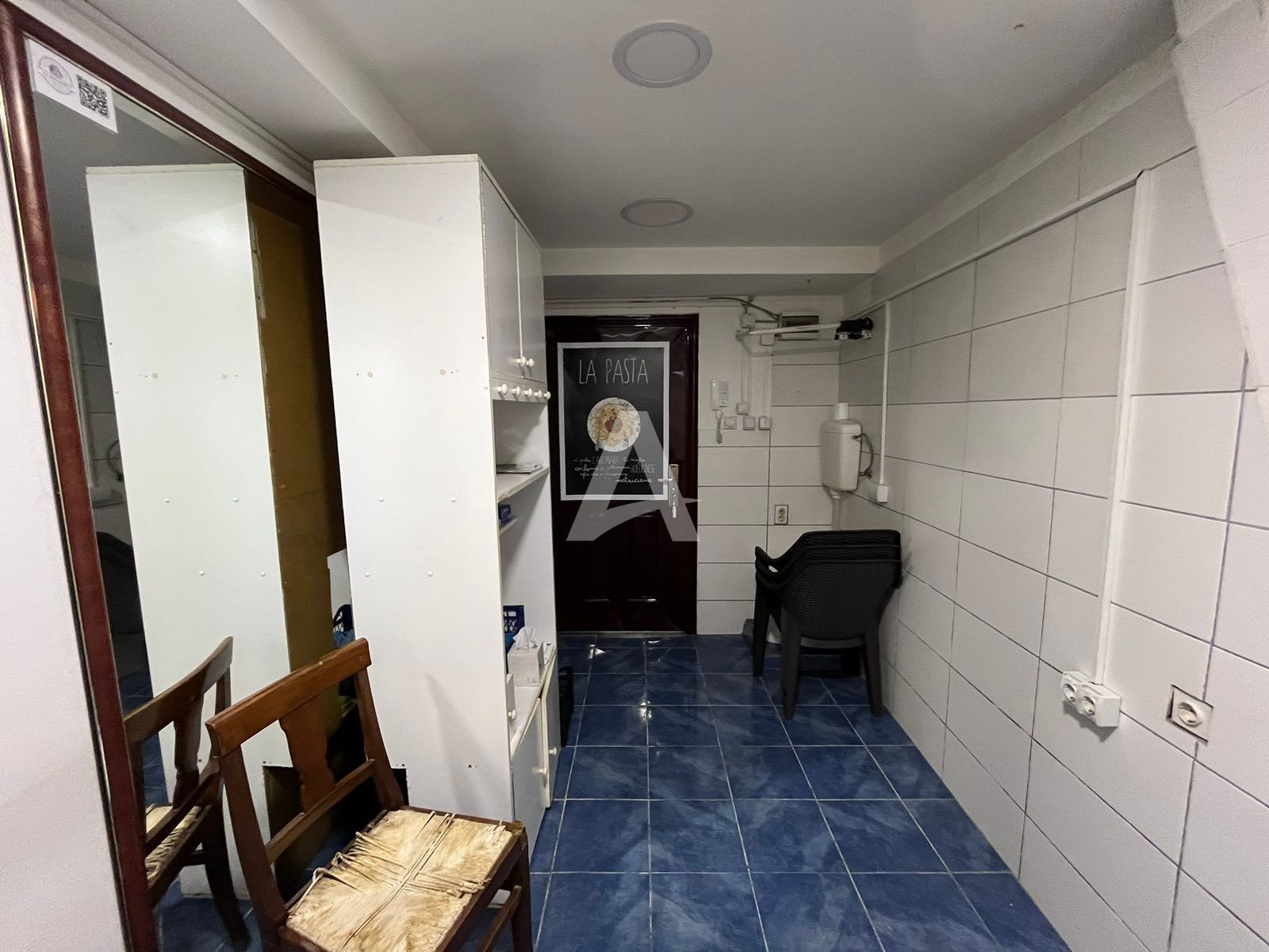 amforaproperty.com/Poslovni prostor 12m2 u centru Podgorice