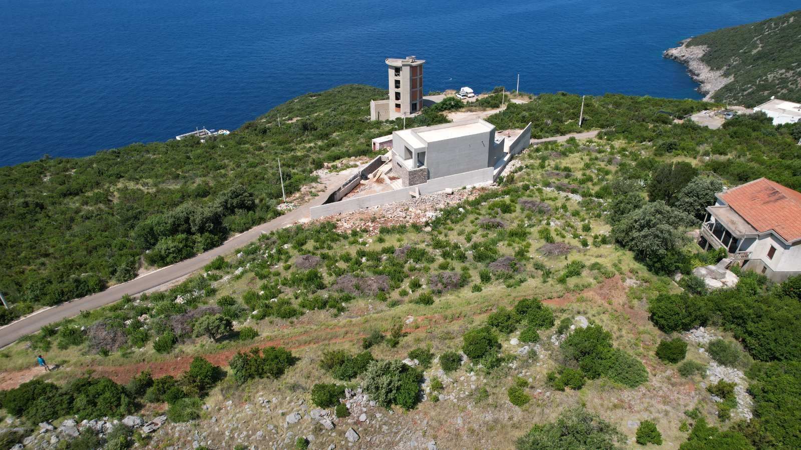 amforaproperty.com/Urbanizovan plac 1675m2 na obali mora-Zagora, Kotor