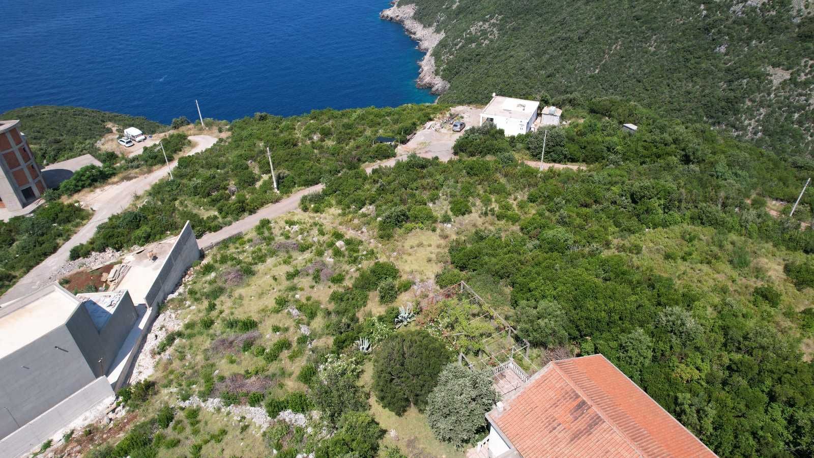 amforaproperty.com/Urbanizovan plac 1675m2 na obali mora-Zagora, Kotor