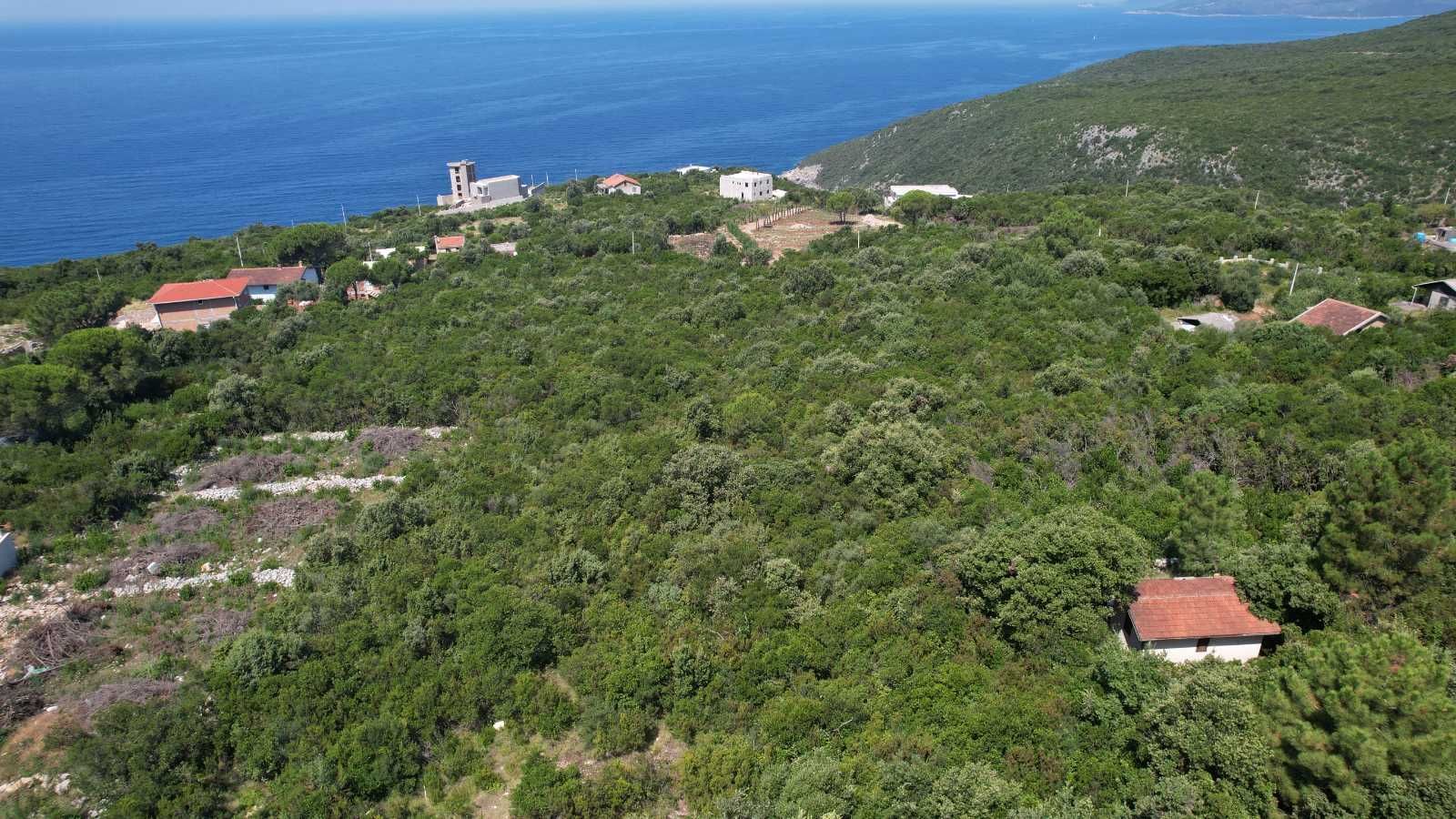 amforaproperty.com/Urbanizovan Plac na prodaju 1100m2 Zagora, opština Kotor, Crna Gora - Pogled na more