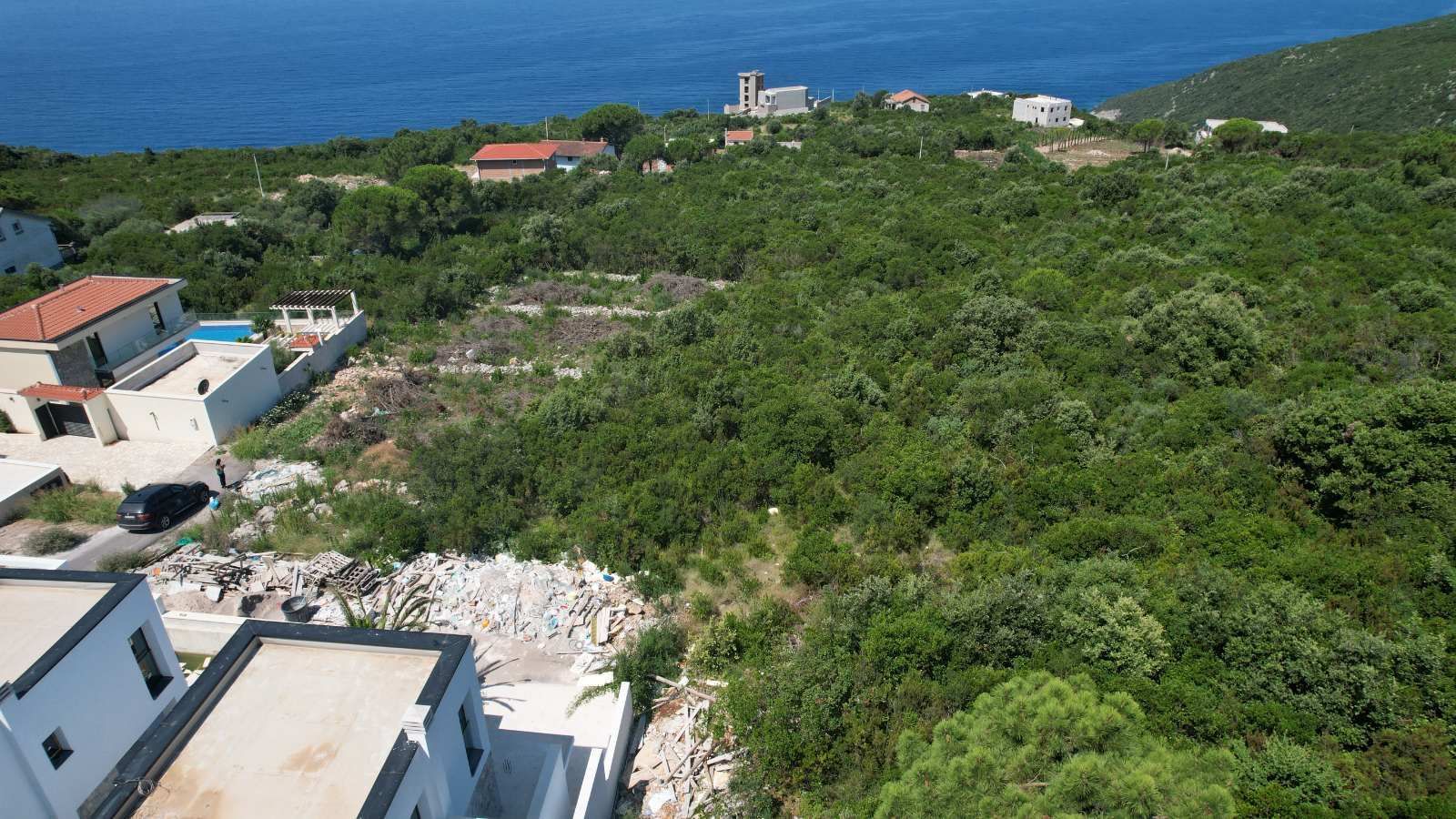 amforaproperty.com/Urbanizovan Plac na prodaju 1100m2 Zagora, opština Kotor, Crna Gora - Pogled na more