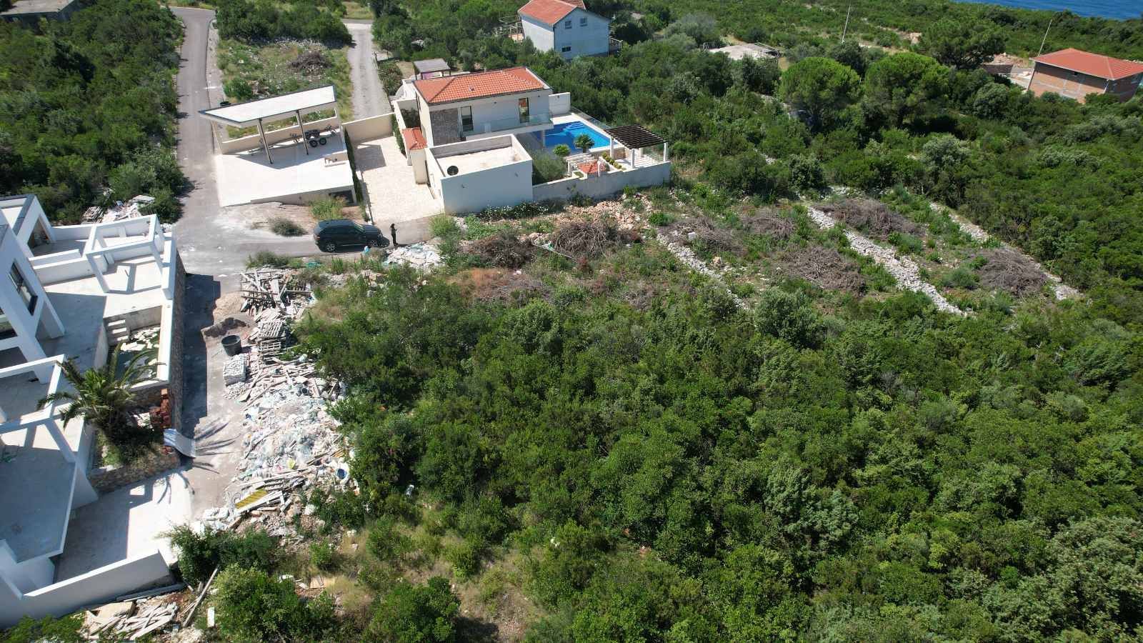 amforaproperty.com/Urbanizovan Plac na prodaju 1100m2 Zagora, opština Kotor, Crna Gora - Pogled na more