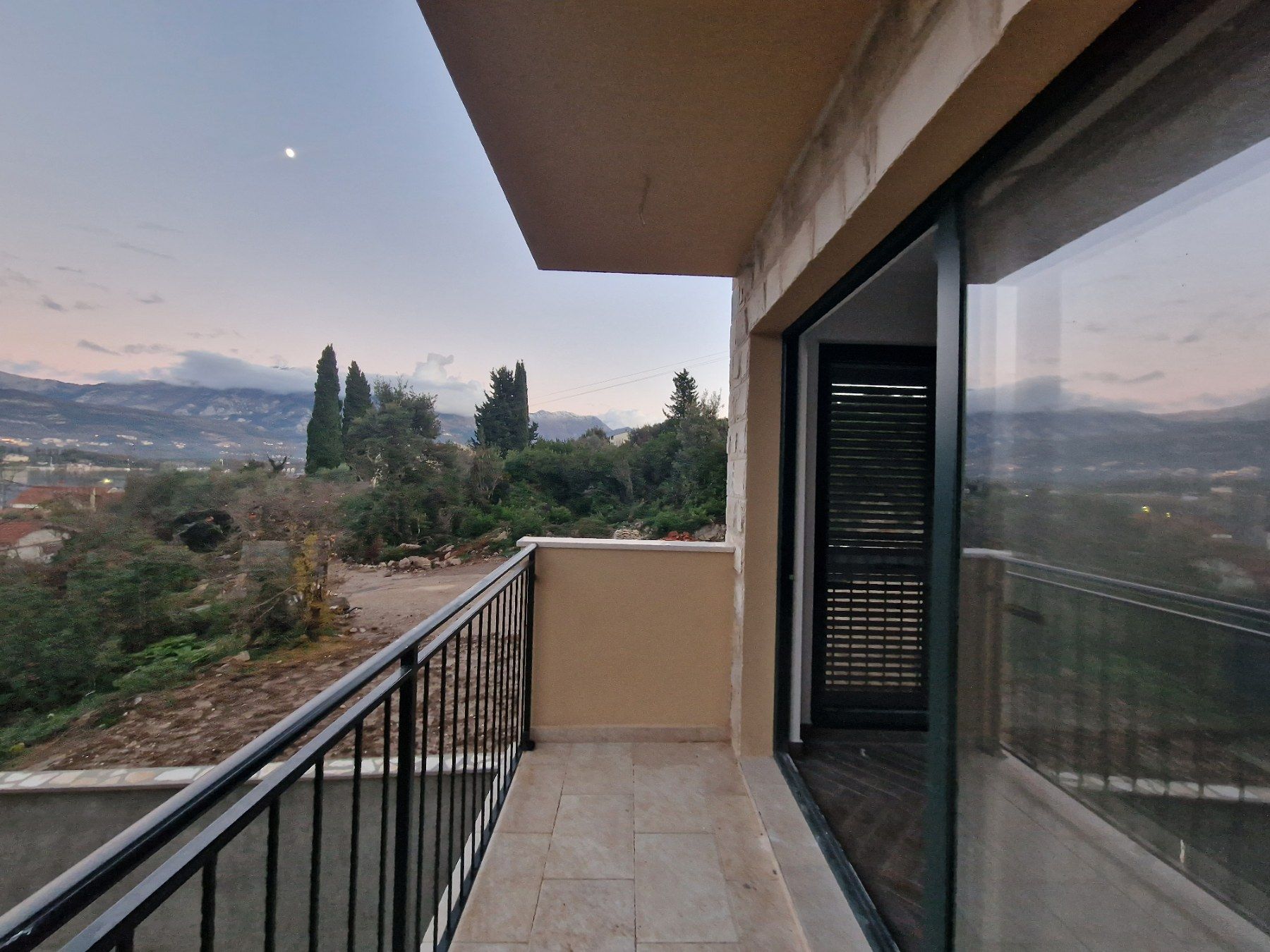 amforaproperty.com/DJURASEVICI,TIVAT-Nov jednosoban stan 45m2 sa pogledom na more (bez placanja poreza 3%)