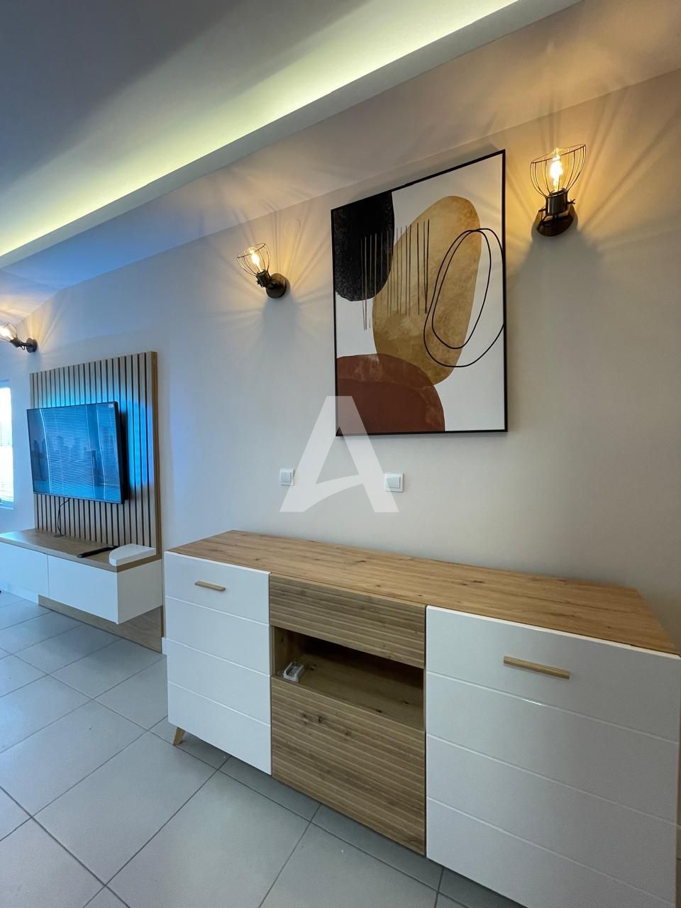 amforaproperty.com/Izdavanje,Sveti Stefan-Studio sa pogledom na more (NA DUZI PERIOD)