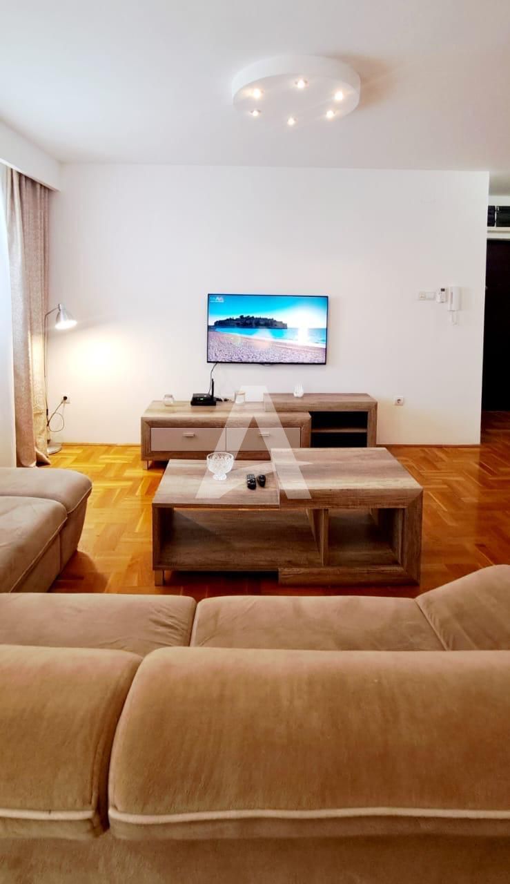 amforaproperty.com/Izdavanje,Budva,Babin Do-Dvosoban moderno opremljen stan 72m2 (NA DUZI PERIOD)