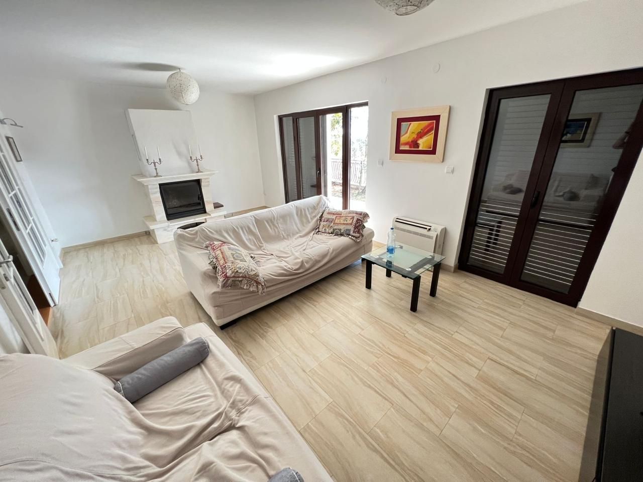 amforaproperty.com/Prodaja,Budva,Podkosljun-Ekskluzivna Vila sa pogledom na more