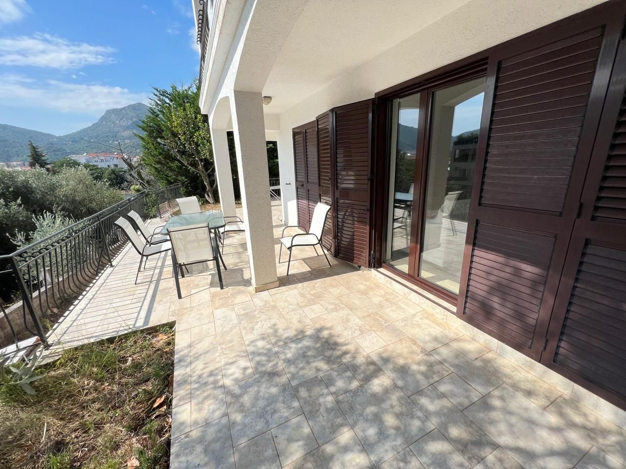 amforaproperty.com/Prodaja,Budva,Podkosljun-Ekskluzivna Vila sa pogledom na more