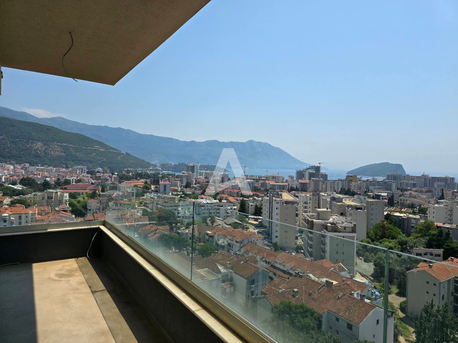 amforaproperty.com/Prodaja,Budva,The Old Bakery-Penthouse u Budvi - Penthouse 151m² sa Pogledom na More, Krovnom Terasom od 200m² i 4 Garažna Mesta