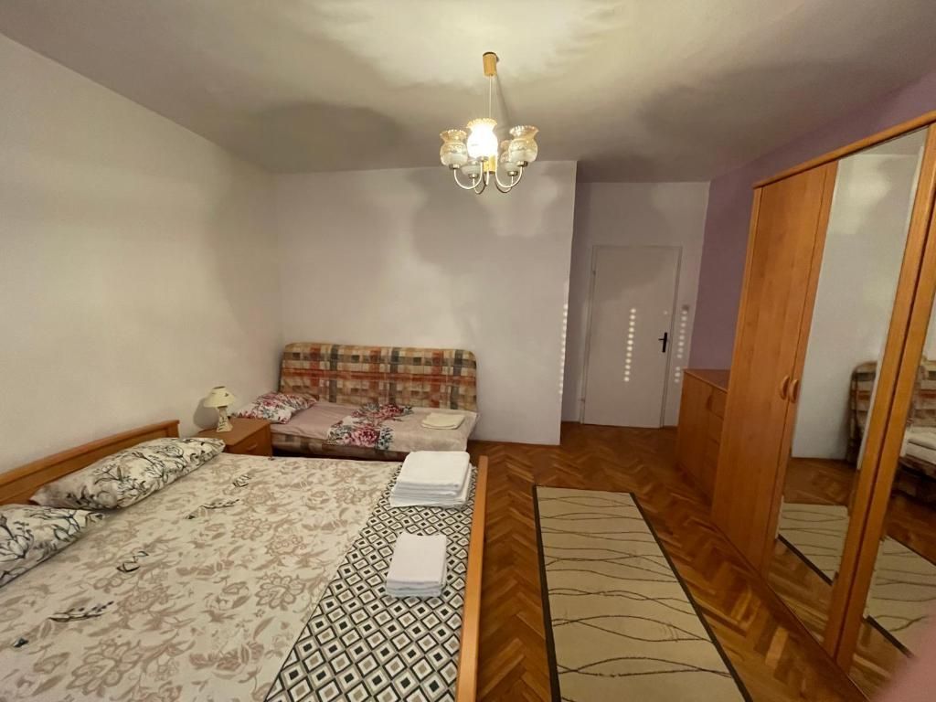 amforaproperty.com/Tivat - Kuća sa pogledom na more na atraktivnoj lokaciji (120 m² + 500 m² dvorište)