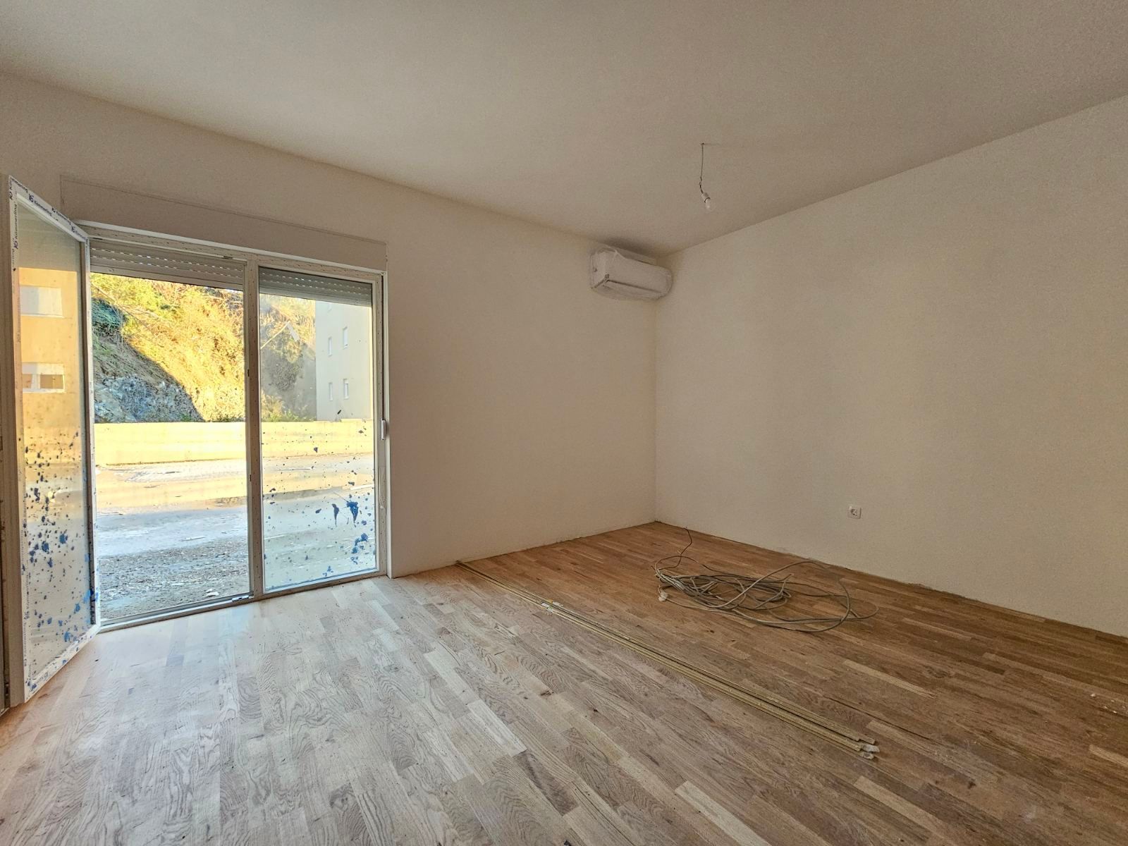 amforaproperty.com/Prodaja Studio Apartmana 29m² u Novoj Zgradi u Bečićima – Bez 3% Poreza!