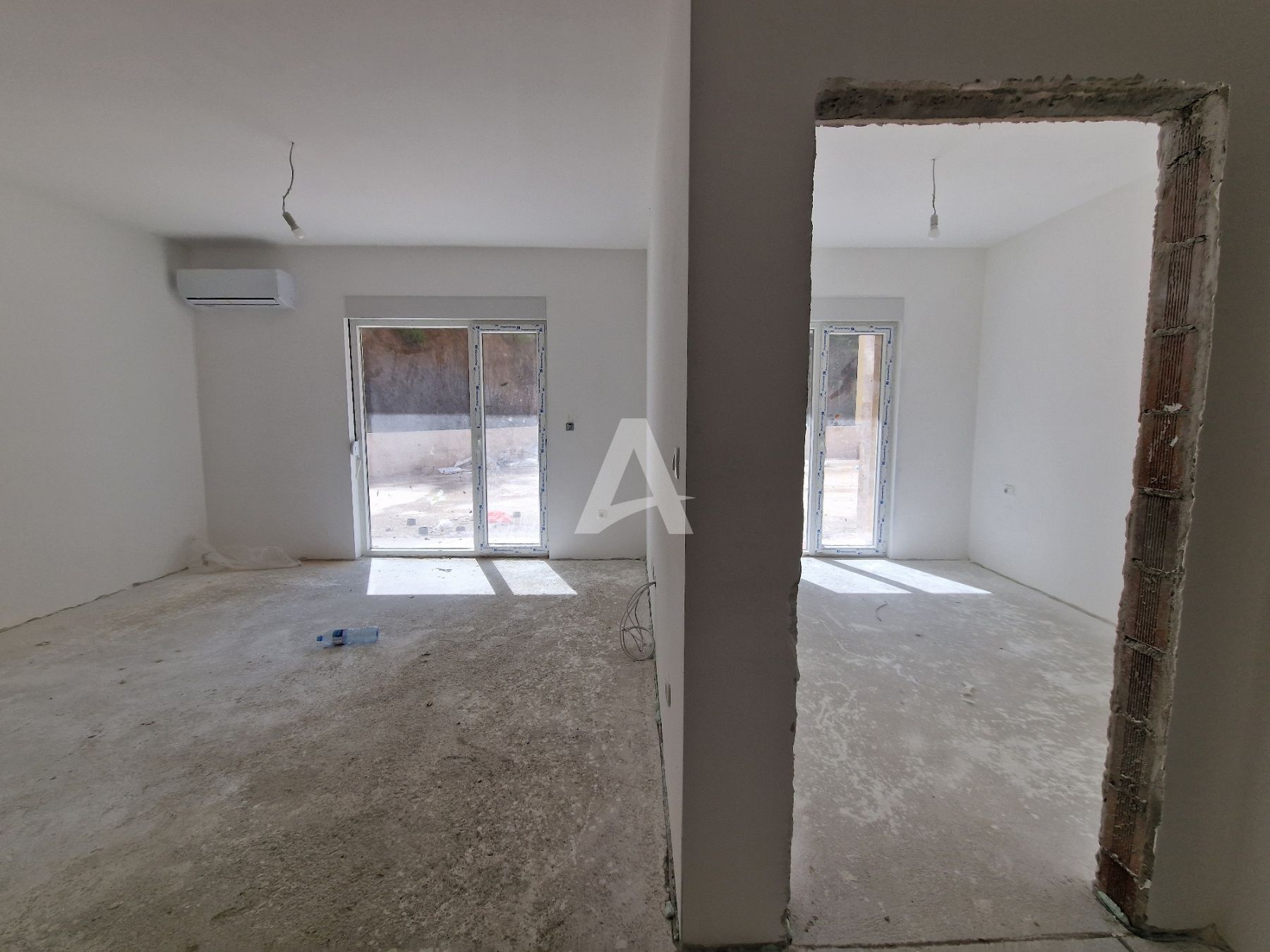 amforaproperty.com/Prodaja Jednosobnog Stana 42m² u Novoj Zgradi u Bečićima – Bez 3% Poreza!