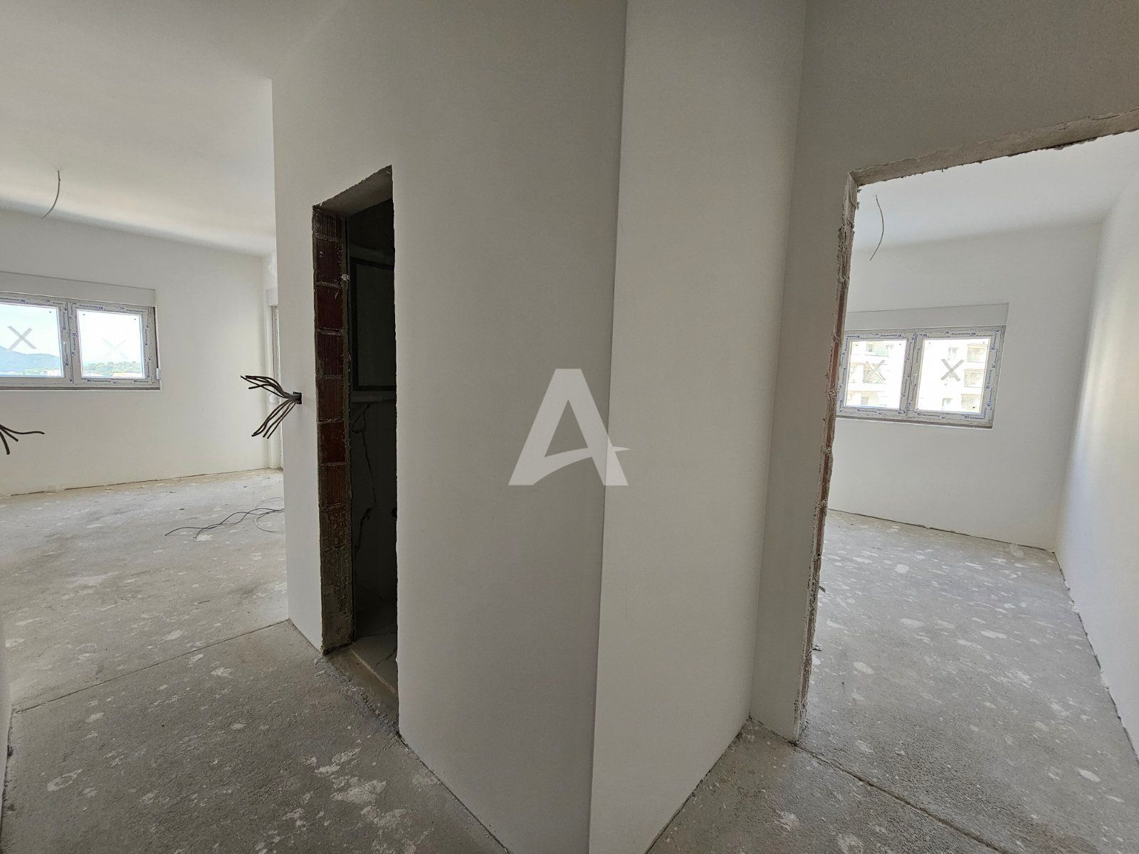 amforaproperty.com/Prodaja Dvosobnog Stana 59m² s Pogledom na More u Novoj Zgradi u Bečićima – Bez 3% Poreza!