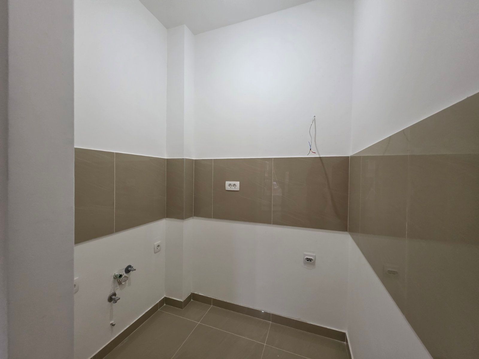 Prodaja Studio Apartmana 23m² u Novoj Zgradi u Bečićima – Bez 3% Poreza! - Amfora Real Estate