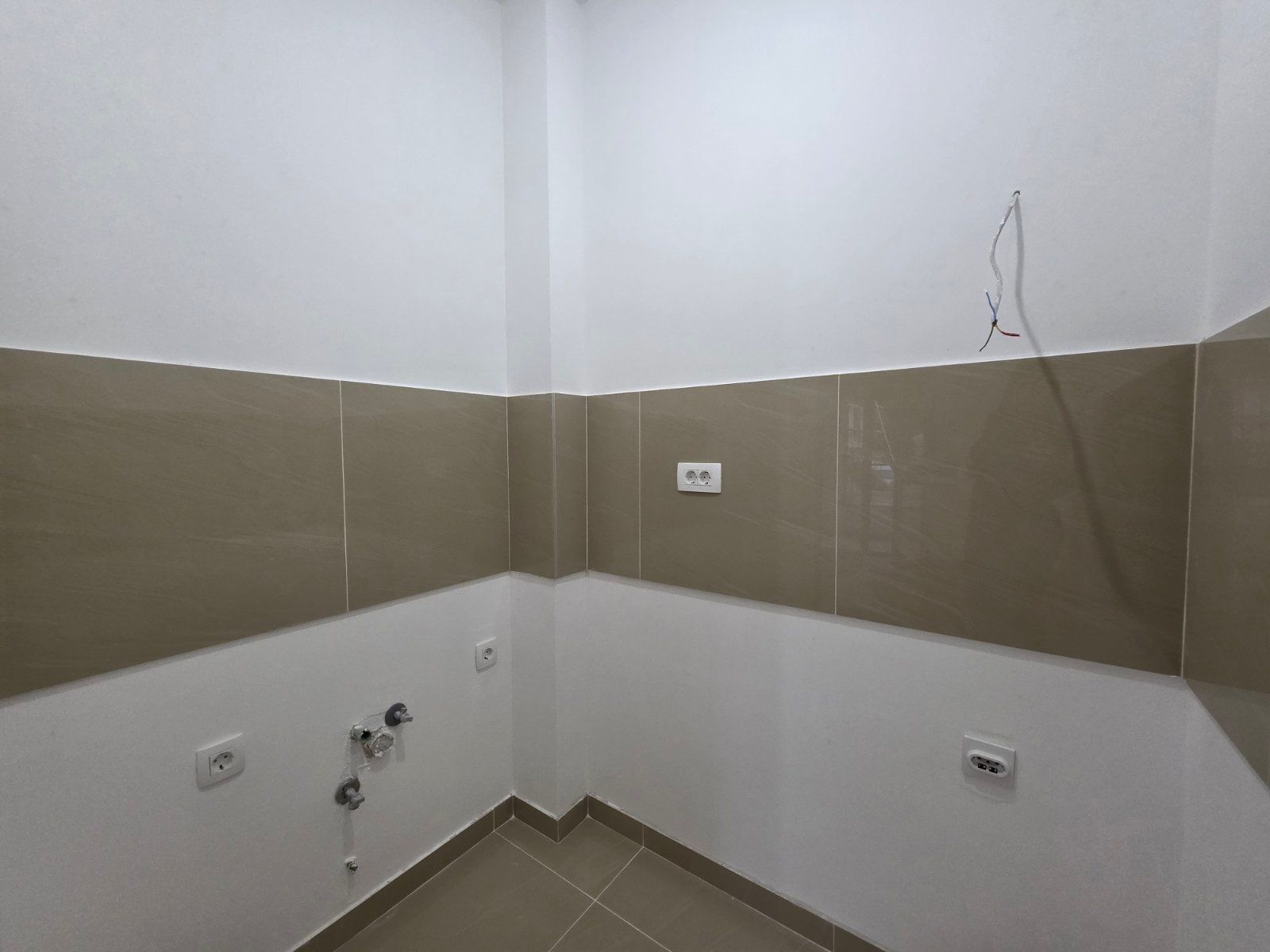 Prodaja Studio Apartmana 23m² u Novoj Zgradi u Bečićima – Bez 3% Poreza! - Amfora Real Estate