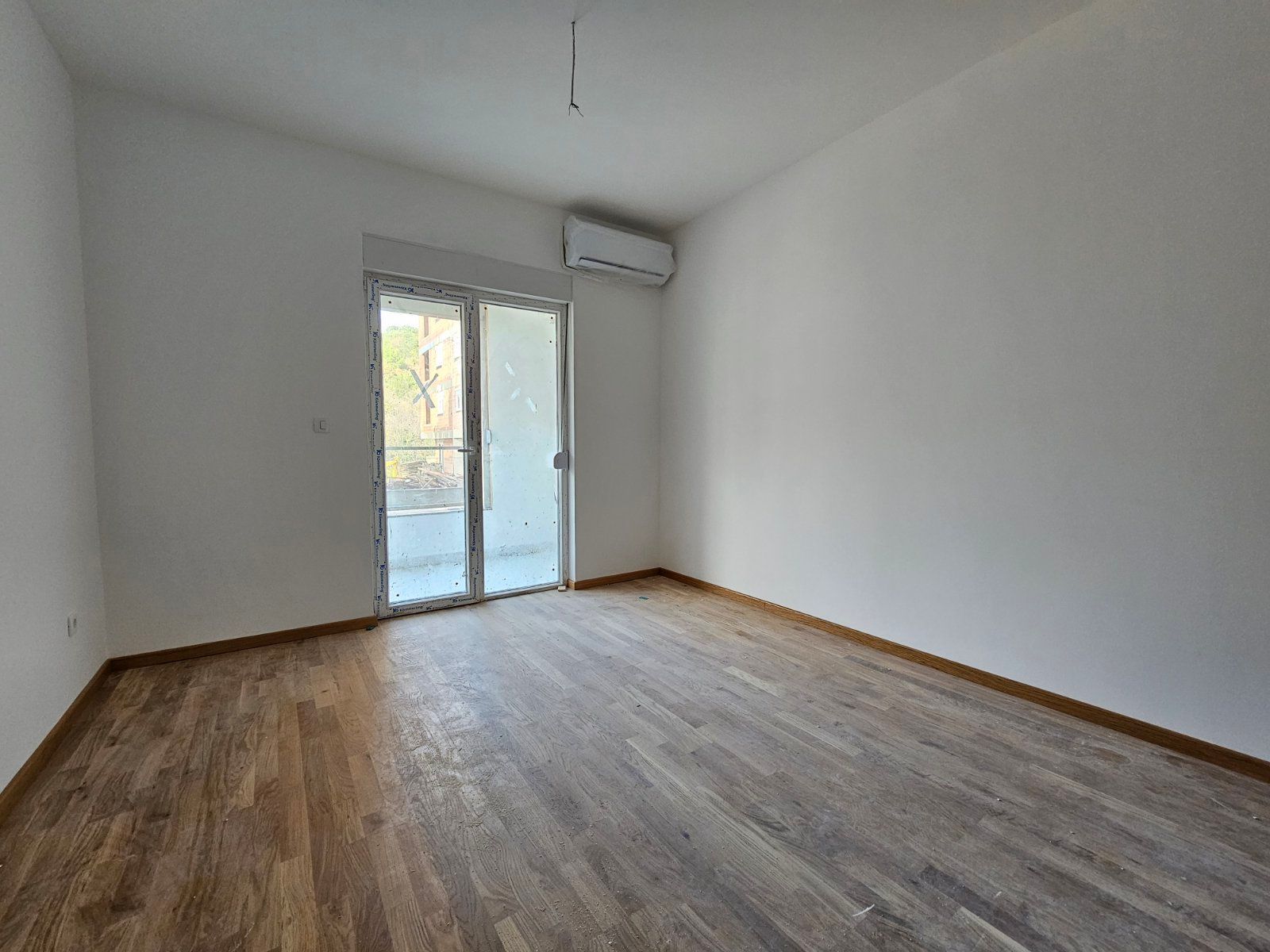 amforaproperty.com/Prodaja Studio Apartmana 23m² u Novoj Zgradi u Bečićima – Bez 3% Poreza!