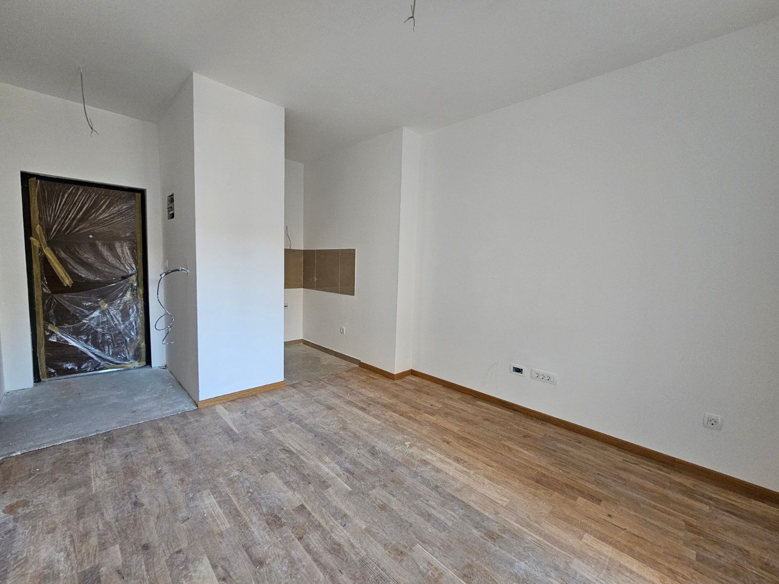 amforaproperty.com/Prodaja Studio Apartmana 23m² u Novoj Zgradi u Bečićima – Bez 3% Poreza!