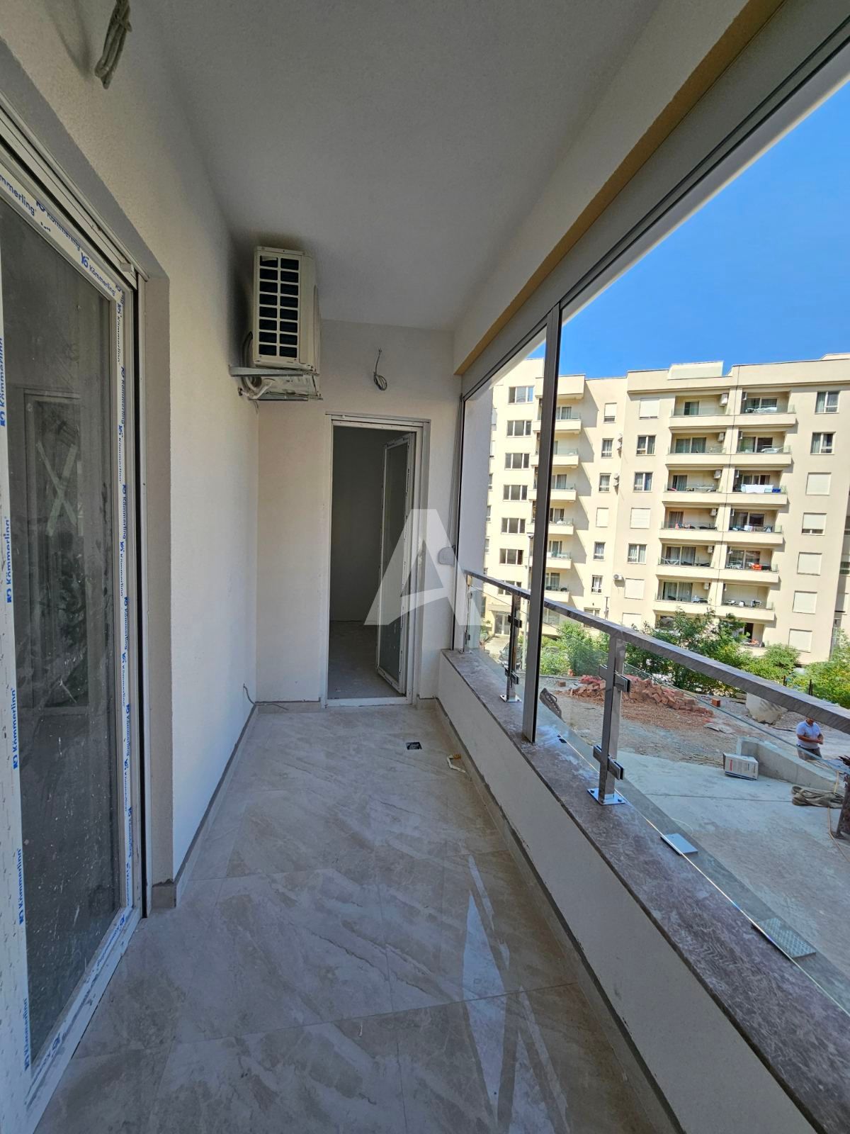 amforaproperty.com/Prodaja Studio Apartmana 23m² u Novoj Zgradi u Bečićima – Bez 3% Poreza!