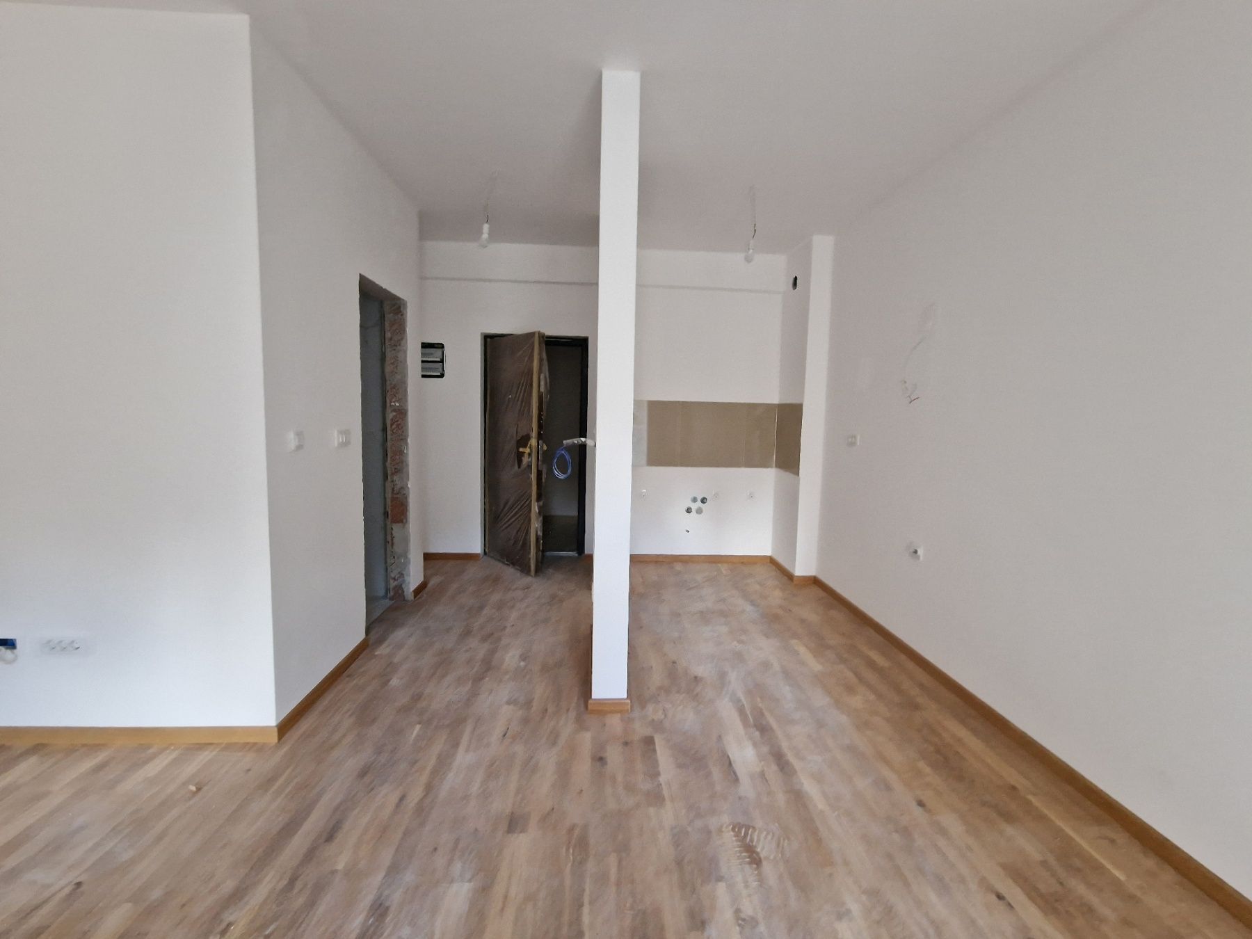 amforaproperty.com/Prodaja Studio Apartmana 31m² sa bocnim pogledom na more u Novoj Zgradi u Bečićima – Bez 3% Poreza!