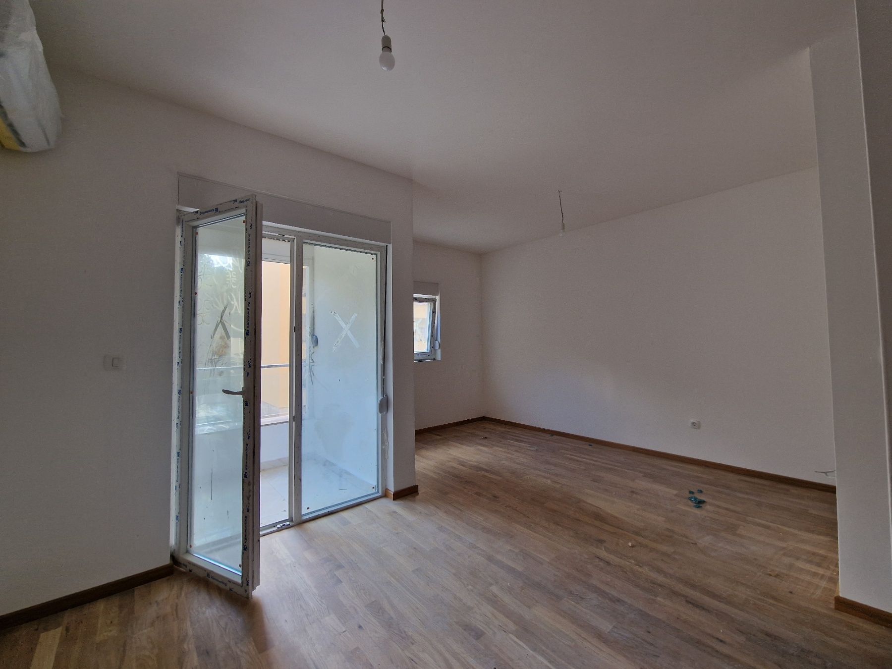 amforaproperty.com/Prodaja Studio Apartmana 31m² sa bocnim pogledom na more u Novoj Zgradi u Bečićima – Bez 3% Poreza!