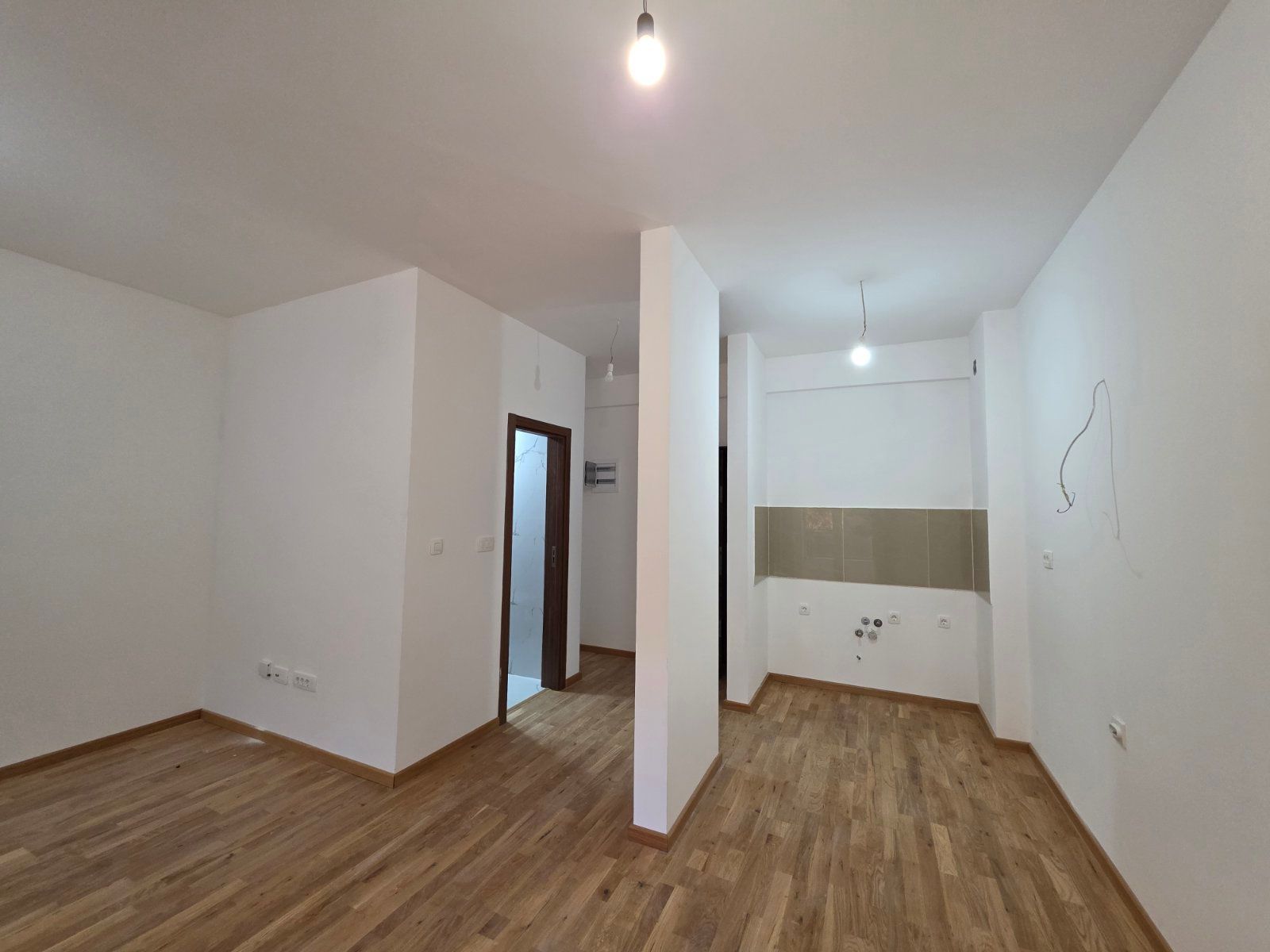 Prodaja Studio Apartmana 31m² sa bocnim pogledom na more u Novoj Zgradi u Bečićima – Bez 3% Poreza! - Amfora Real Estate