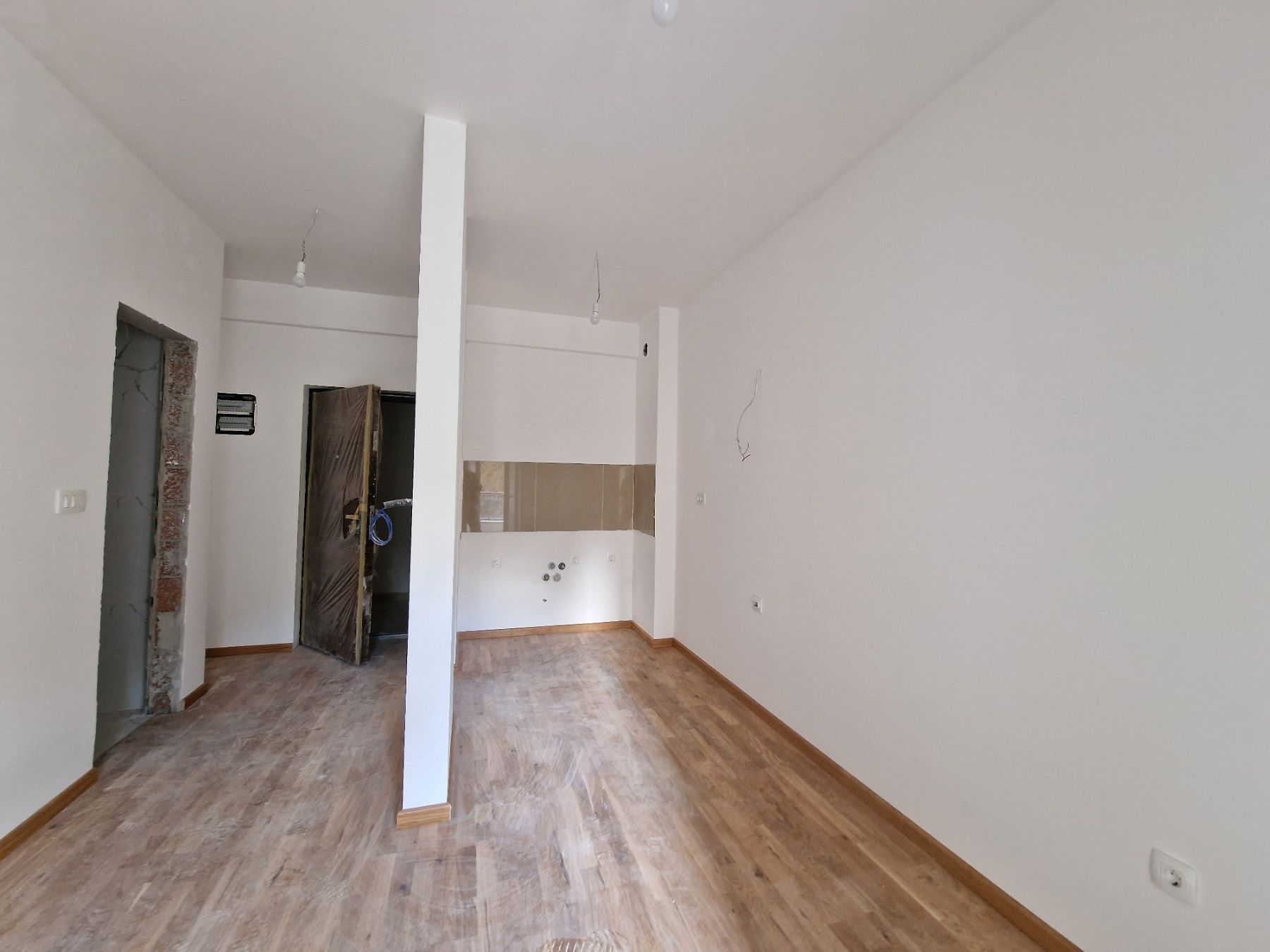 amforaproperty.com/Prodaja Studio Apartmana 31m² sa bocnim pogledom na more u Novoj Zgradi u Bečićima – Bez 3% Poreza!