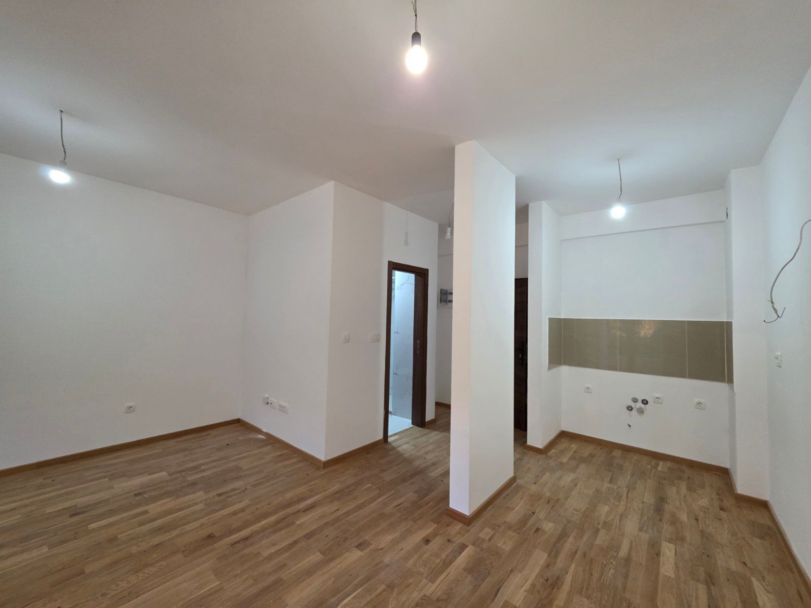 Prodaja Studio Apartmana 31m² sa bocnim pogledom na more u Novoj Zgradi u Bečićima – Bez 3% Poreza! - Amfora Real Estate