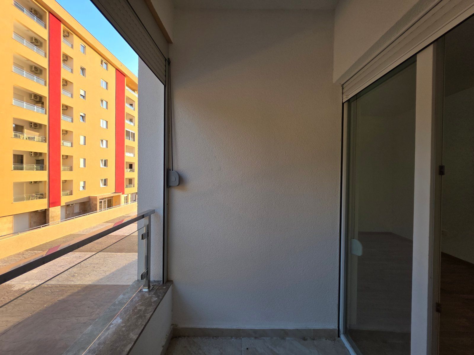 Prodaja Studio Apartmana 31m² sa bocnim pogledom na more u Novoj Zgradi u Bečićima – Bez 3% Poreza! - Amfora Real Estate