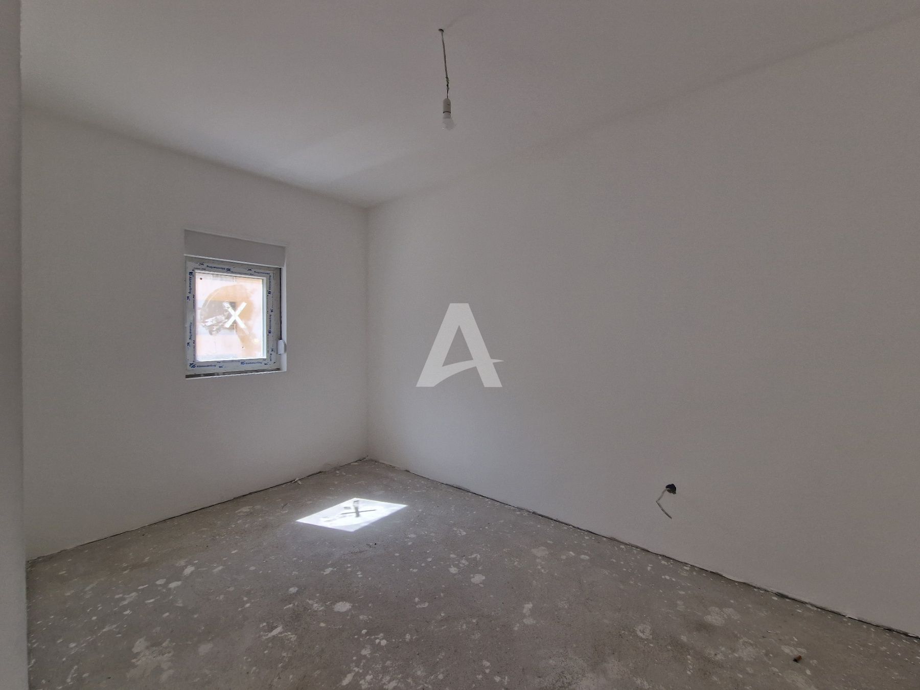 amforaproperty.com/Prodaja Studio Apartmana 31m² sa bocnim pogledom na more u Novoj Zgradi u Bečićima – Bez 3% Poreza!