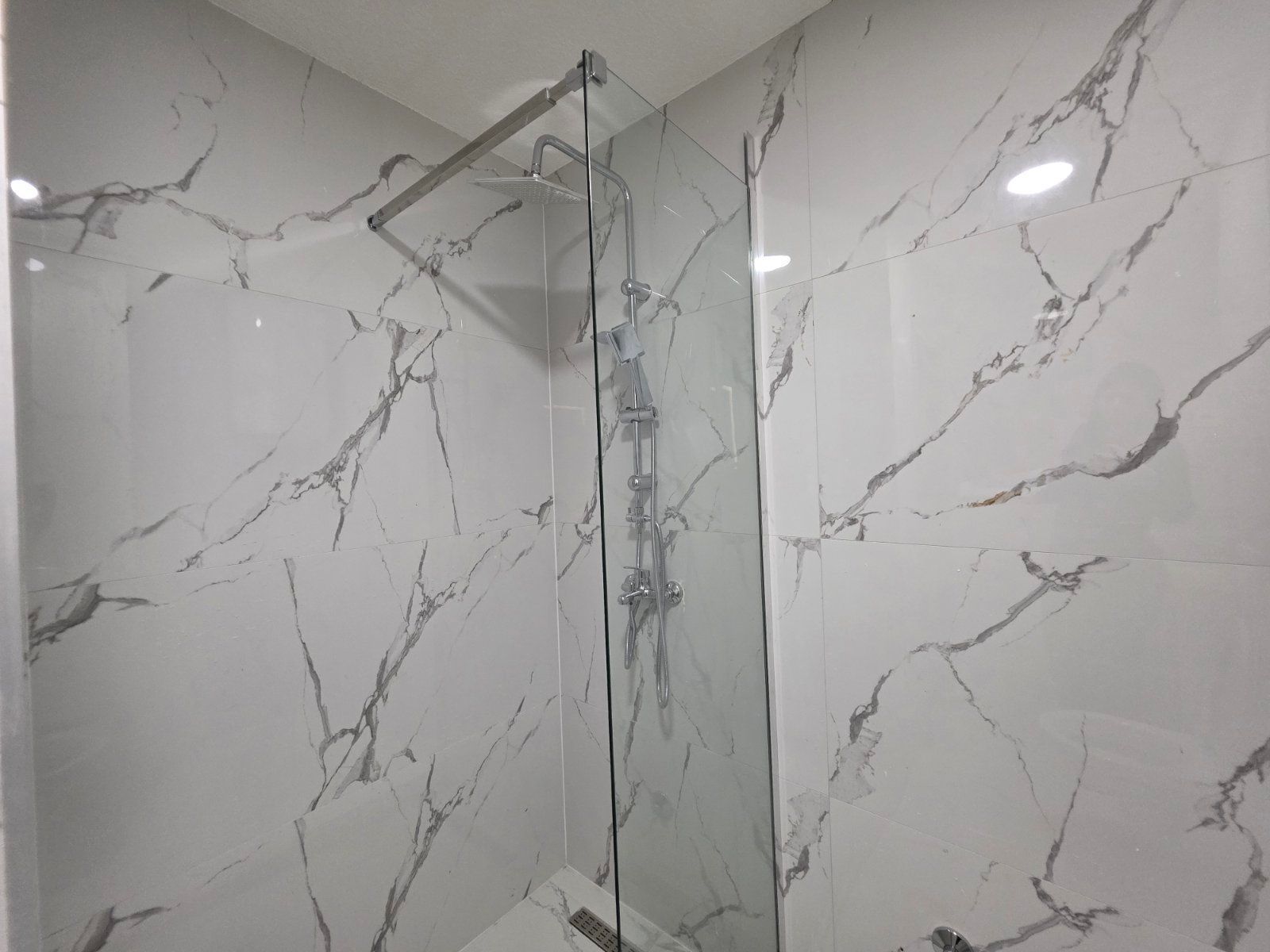 Prodaja Jednosobnog stana 46m² u Novoj Zgradi u Bečićima – Bez 3% Poreza! - Amfora Real Estate