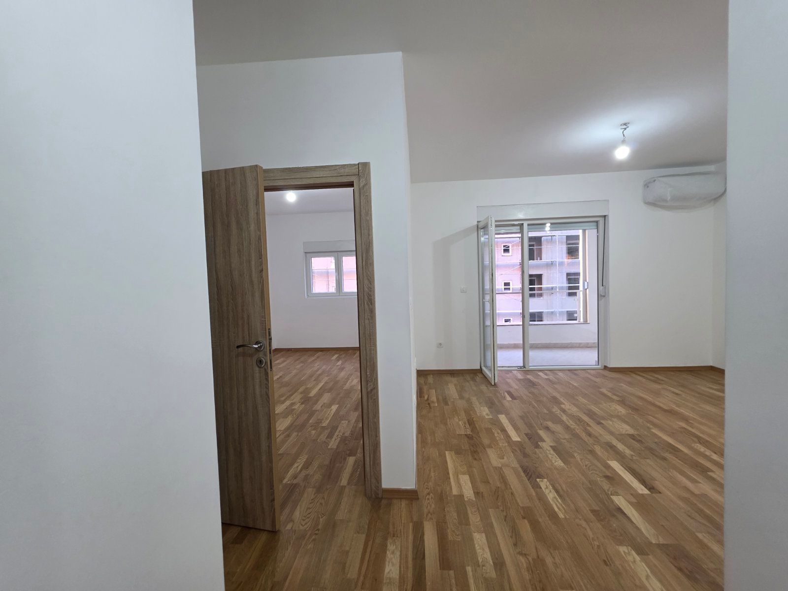 Prodaja Jednosobnog stana 46m² u Novoj Zgradi u Bečićima – Bez 3% Poreza! - Amfora Real Estate