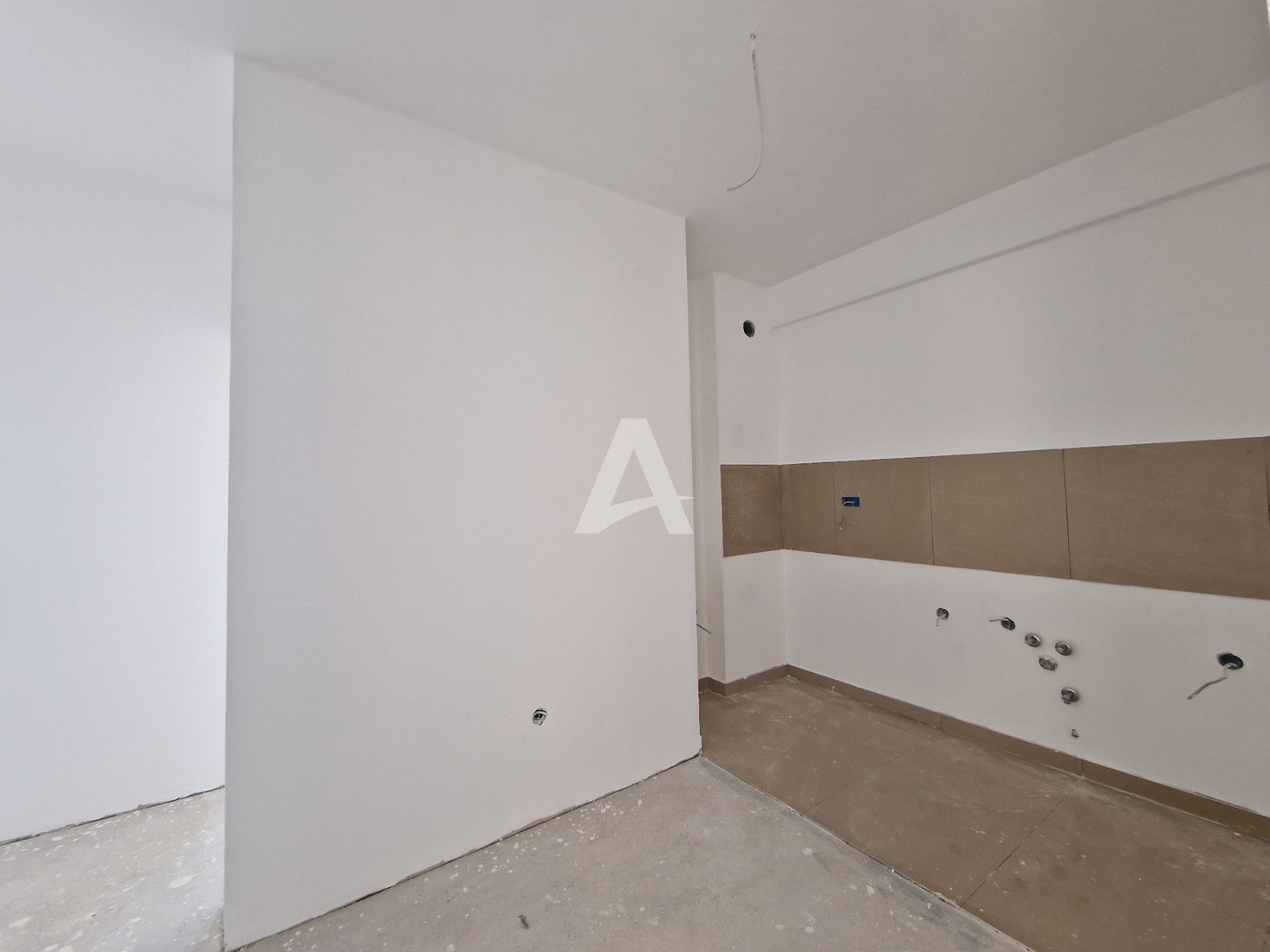 amforaproperty.com/Prodaja Dvosobnog Stana 48m² sa pogledom na more u Novoj Zgradi u Bečićima – Bez 3% Poreza!