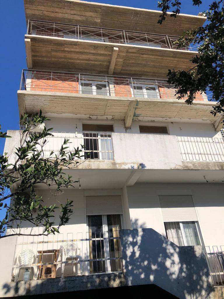 amforaproperty.com/Četvorospratna Kuća sa Pogledom na More i Planine u Šušnju, Bar