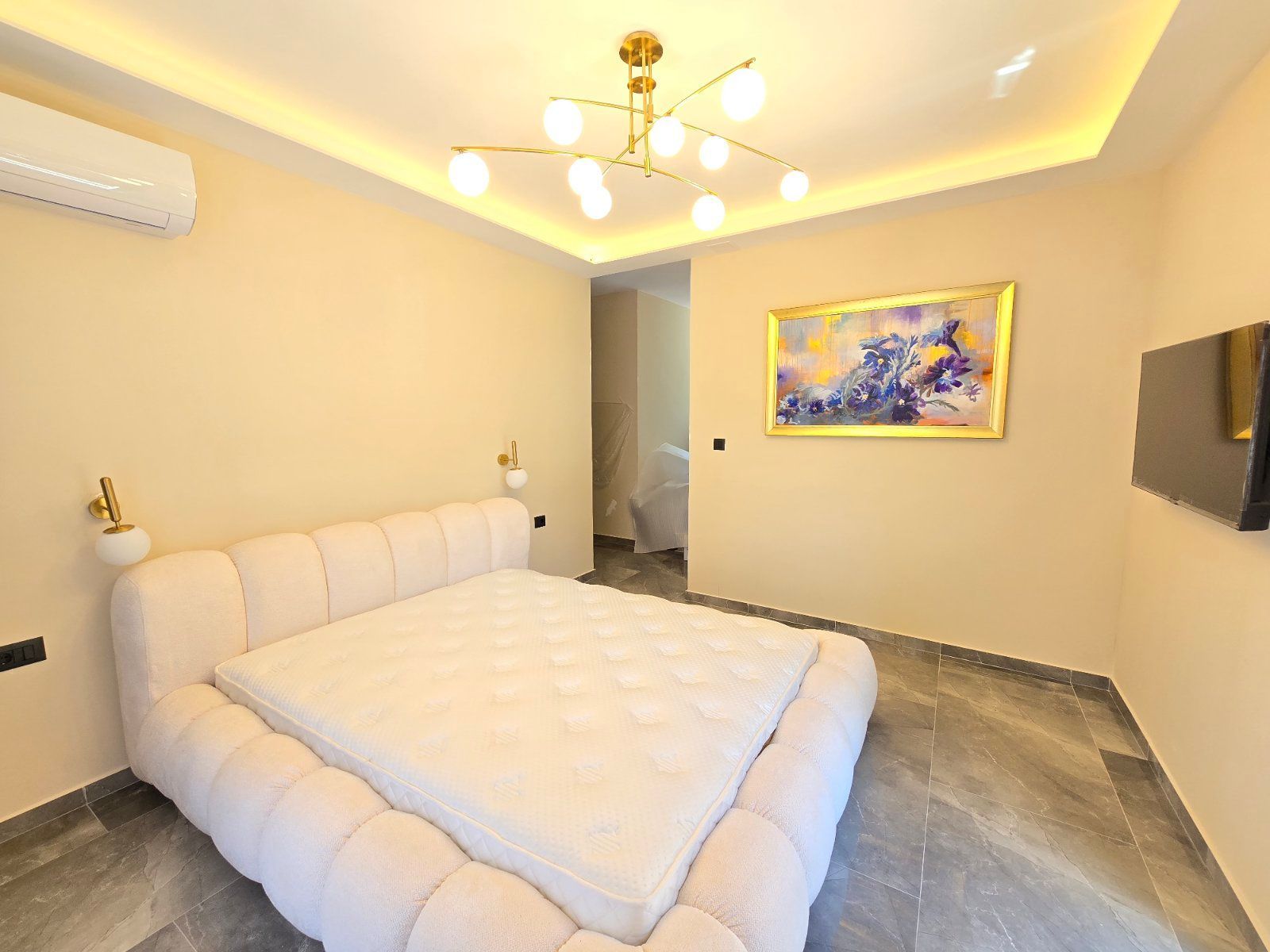 amforaproperty.com/Izdavanje,Kotor,Zagora-Ekskluzivna Vila sa Bazenom, Krovnom Terasom, Đakuzijem i Letnjom Kuhinjom (NA PERIOD OD 01.10-01.06.2025)