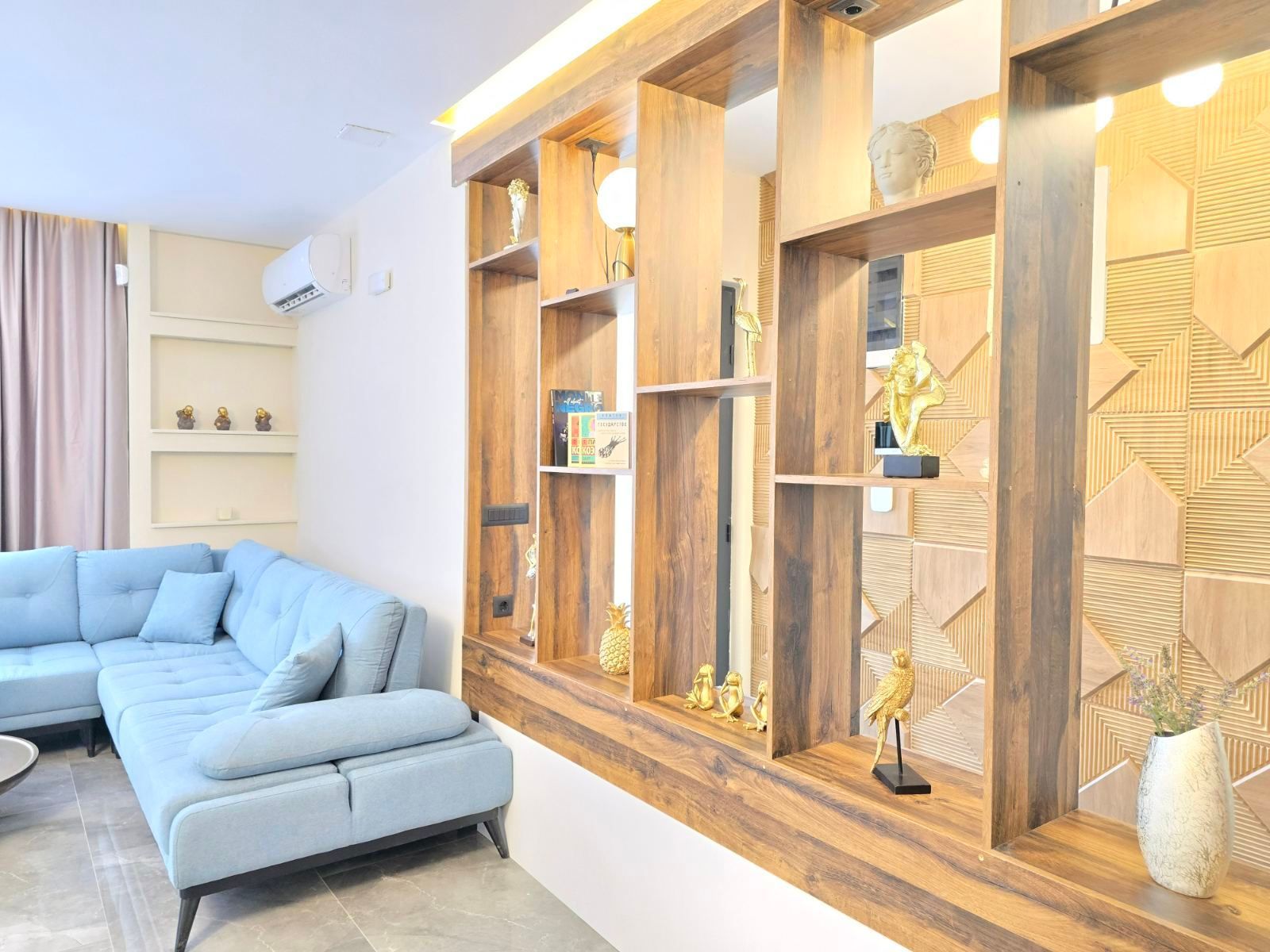 amforaproperty.com/Izdavanje,Kotor,Zagora-Ekskluzivna Vila sa Bazenom, Krovnom Terasom, Đakuzijem i Letnjom Kuhinjom (NA PERIOD OD 01.10-01.06.2025)
