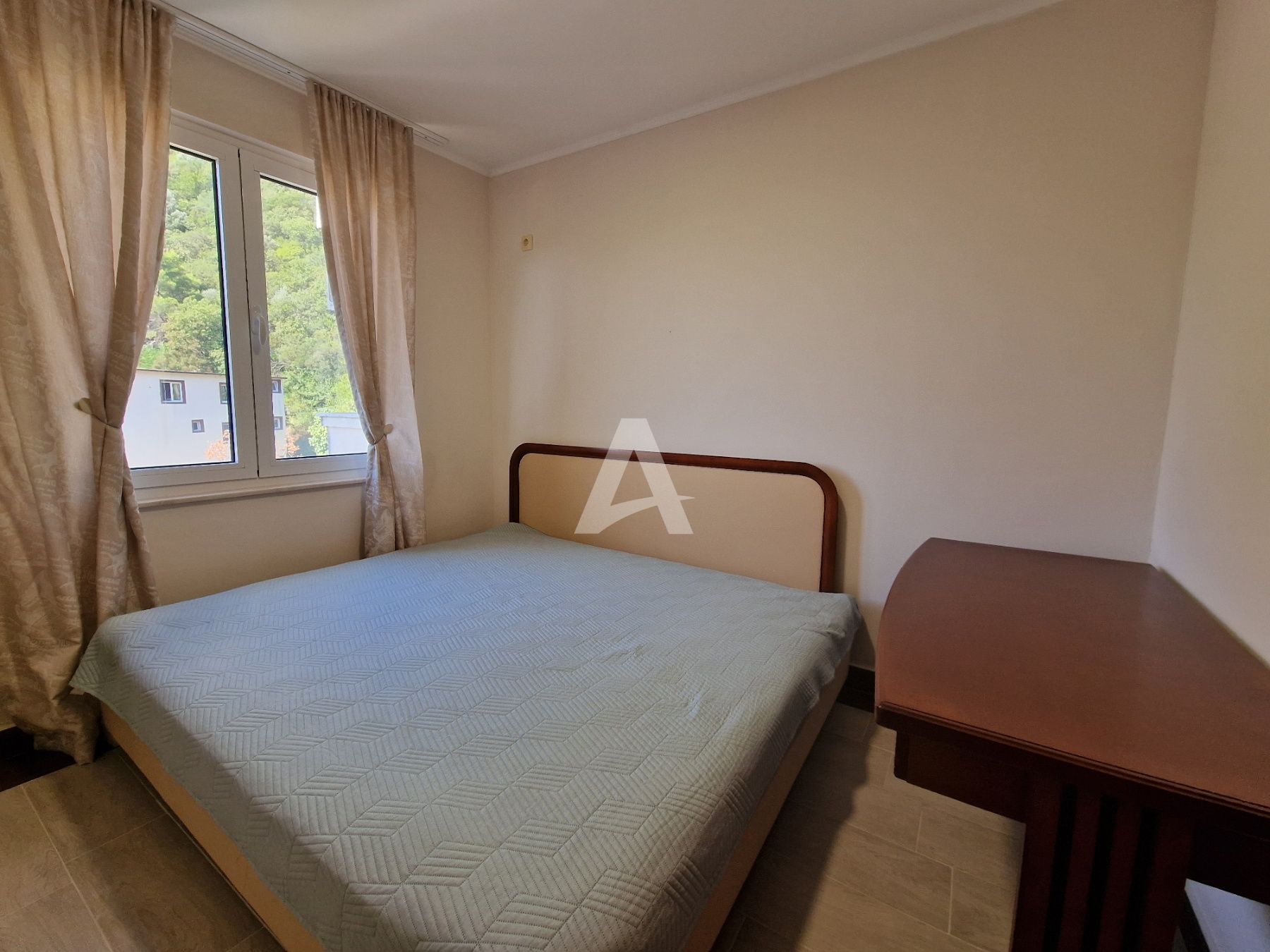 amforaproperty.com/Izdavanje Jednosobnog Stana 36m² u Novom Kompleksu Paradiso, Bečići (Na Duži Period)