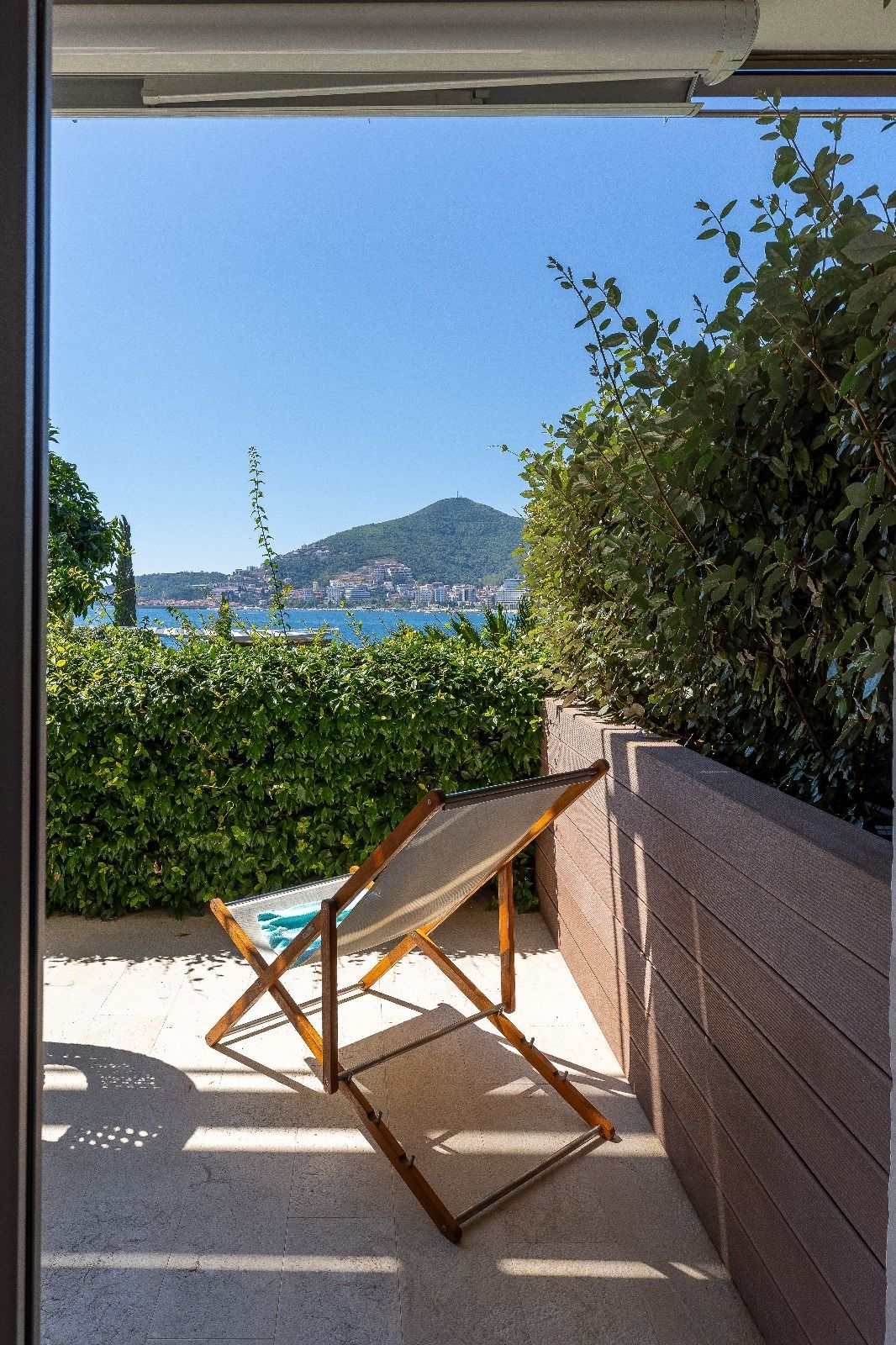 amforaproperty.com/BUDVA,DUKLEY GARDENS-Jednosoban stan 97m2 sa otvorenim pogledom na more (Mogucnost placanja u Kriptovalutama)