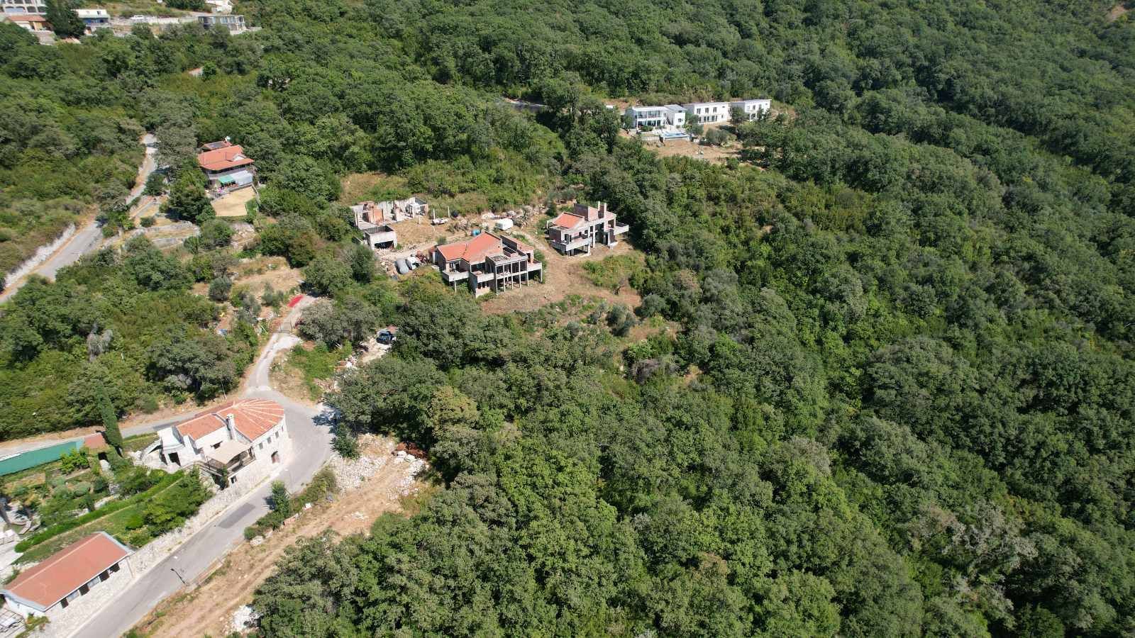 amforaproperty.com/Kuljače, Budvanska Rivijera – Plac sa Panoramskim Pogledom na More 7727 m² za Izgradnju Luksuznih Vila