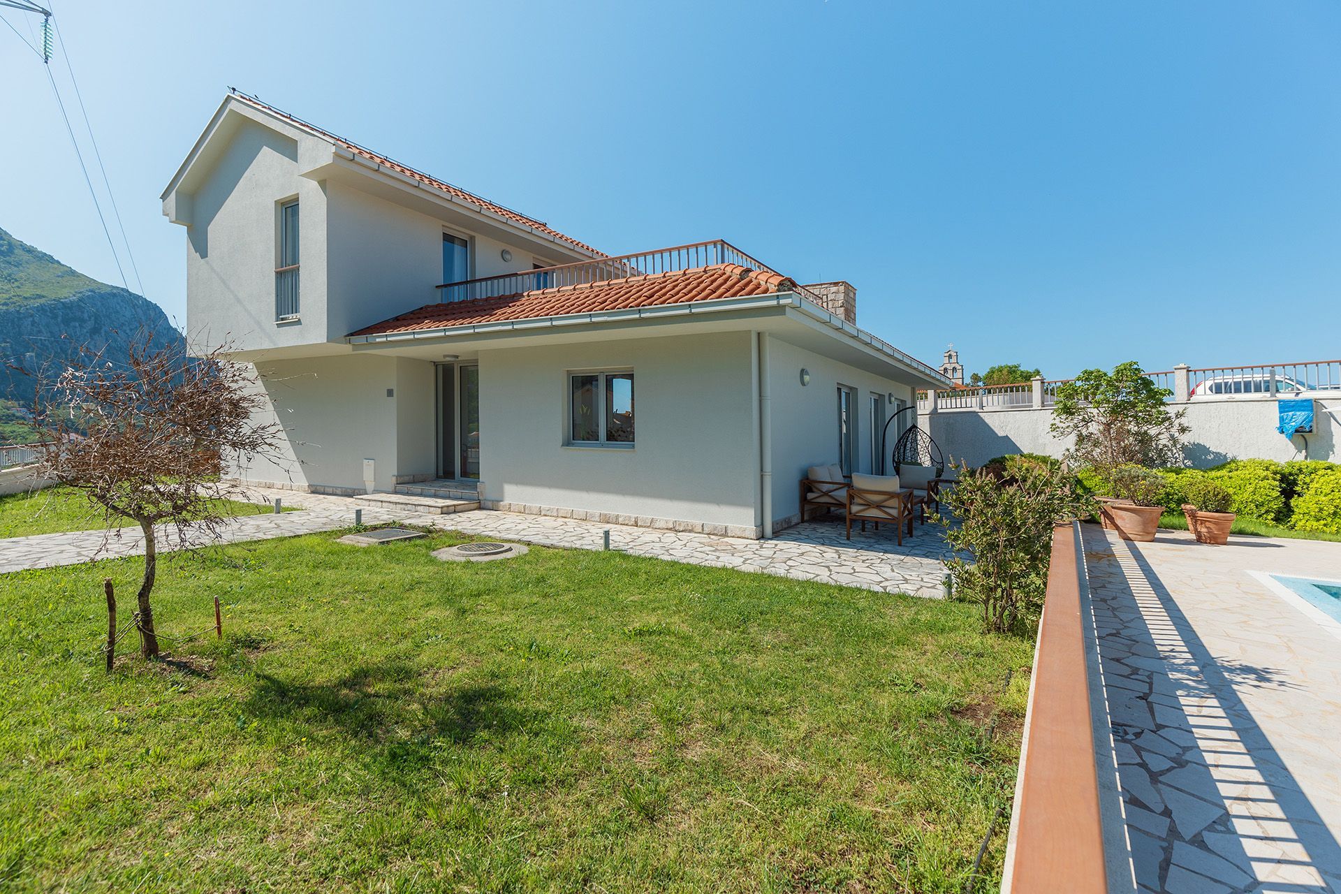 amforaproperty.com/Ekskluzivne Vile sa Bazenom i Panoramskim Pogledom u kompleksu 'Carsko Selo', Blizikuće – (Vila 1)