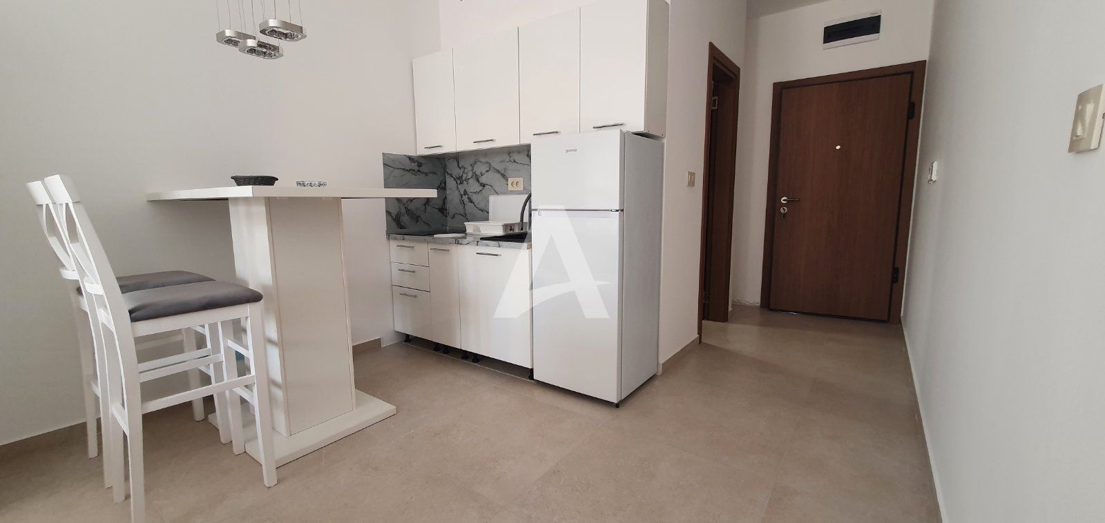 amforaproperty.com/Moderno opremljen studio apartman 30m2 u centru Budve (na duzi period)