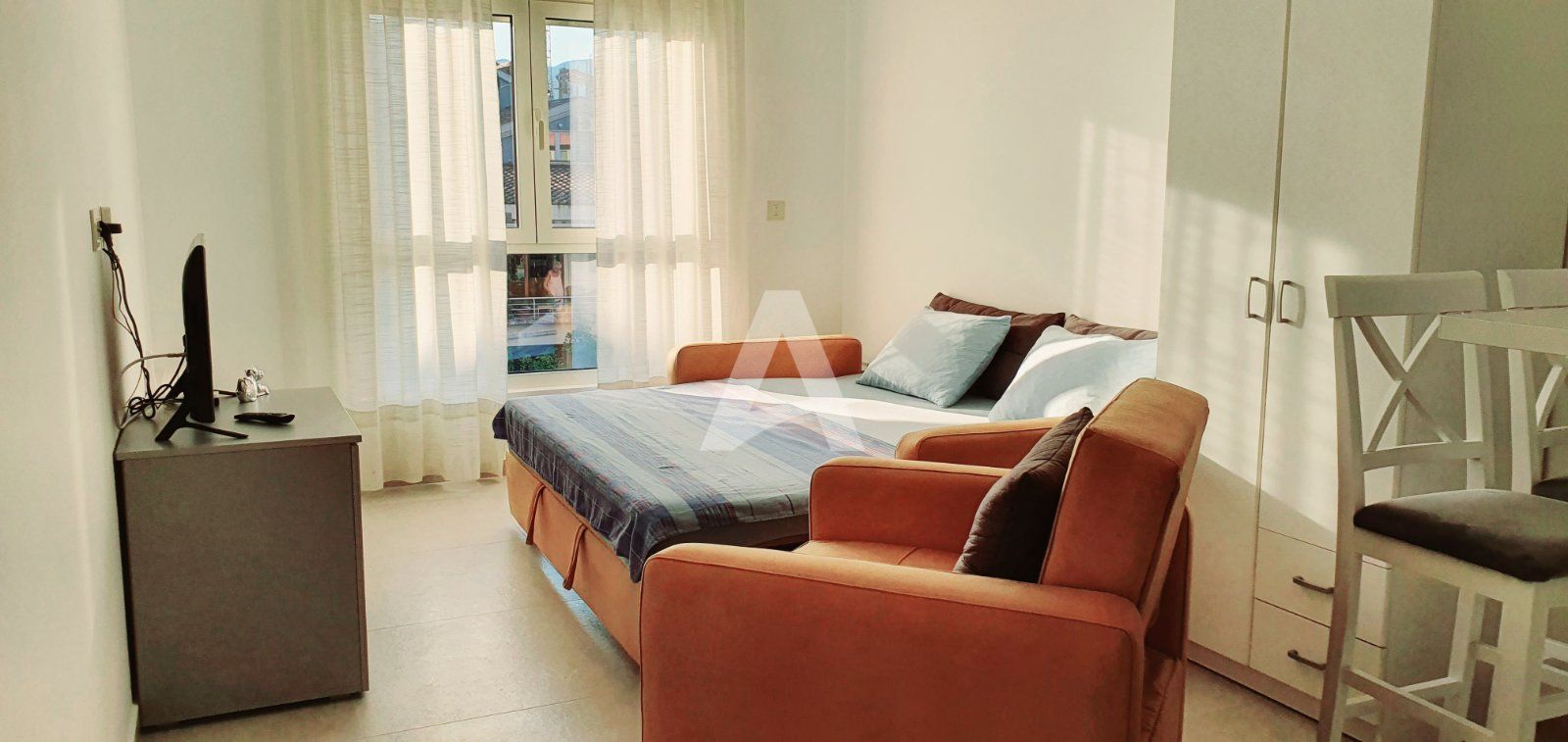 amforaproperty.com/Moderno opremljen studio apartman 30m2 u centru Budve (na duzi period)