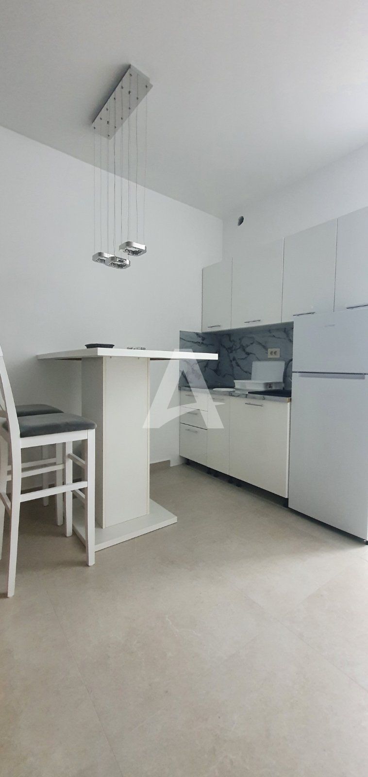 amforaproperty.com/Moderno opremljen studio apartman 30m2 u centru Budve (na duzi period)