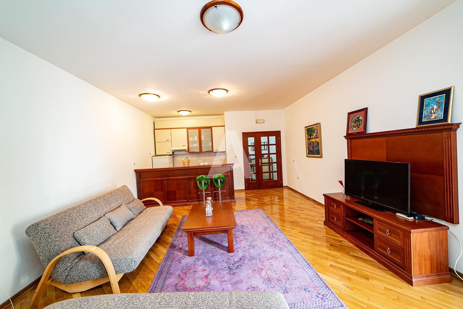 amforaproperty.com/Jednosoban Apartman 68m² u Centru Budve, 200m od Plaže (na duzi period)