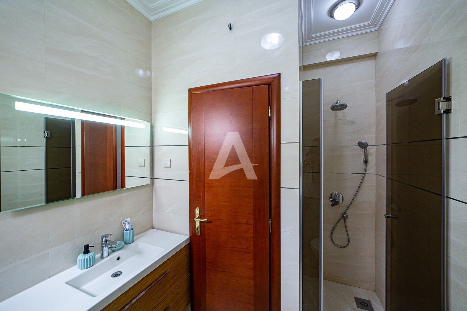 amforaproperty.com/Jednosoban Apartman 68m² u Centru Budve, 200m od Plaže (na duzi period)