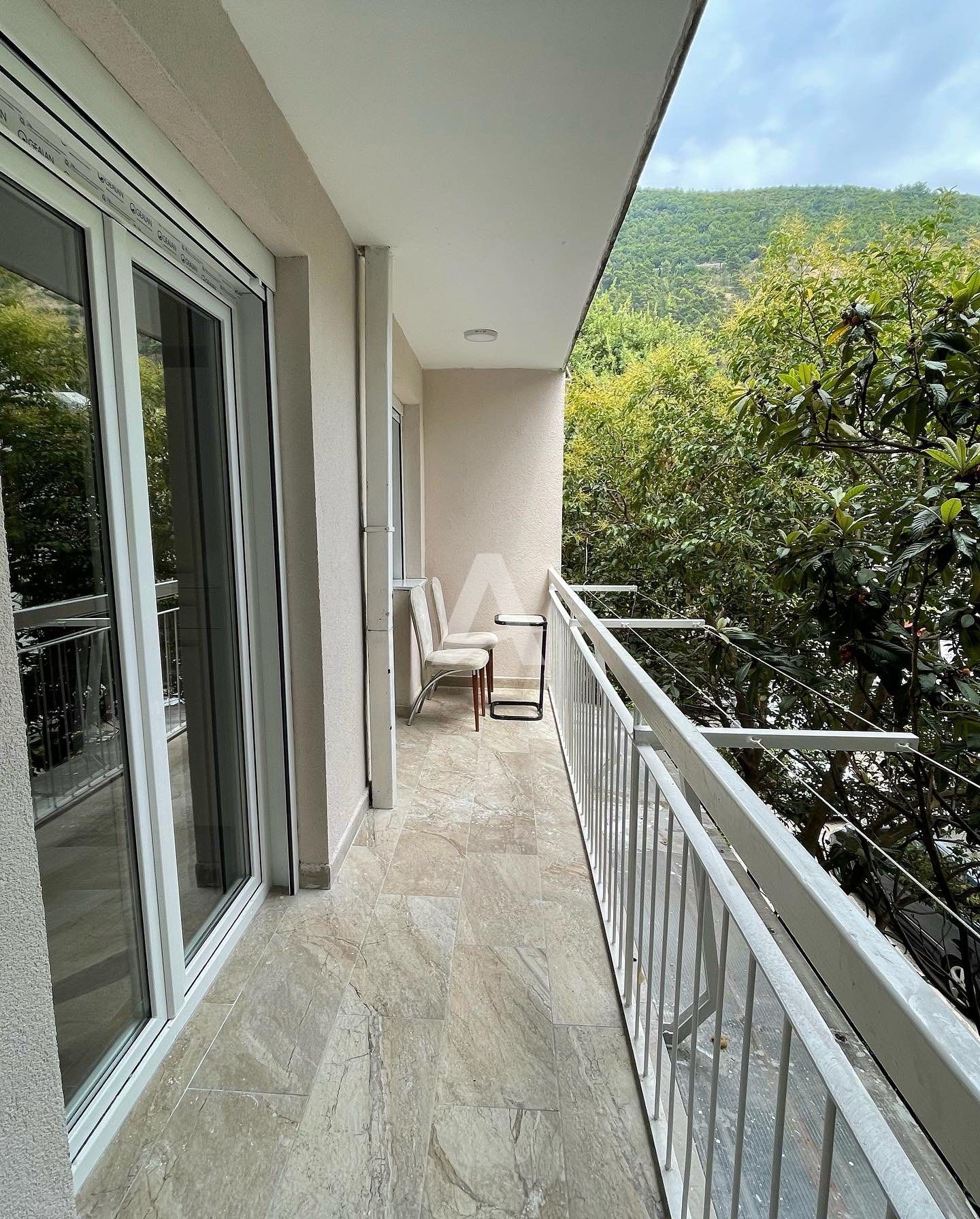 amforaproperty.com/Budva,Velji Vinogradi-Namestena garsonjera 39m2 (NA PERIOD DO 01.06.2025)