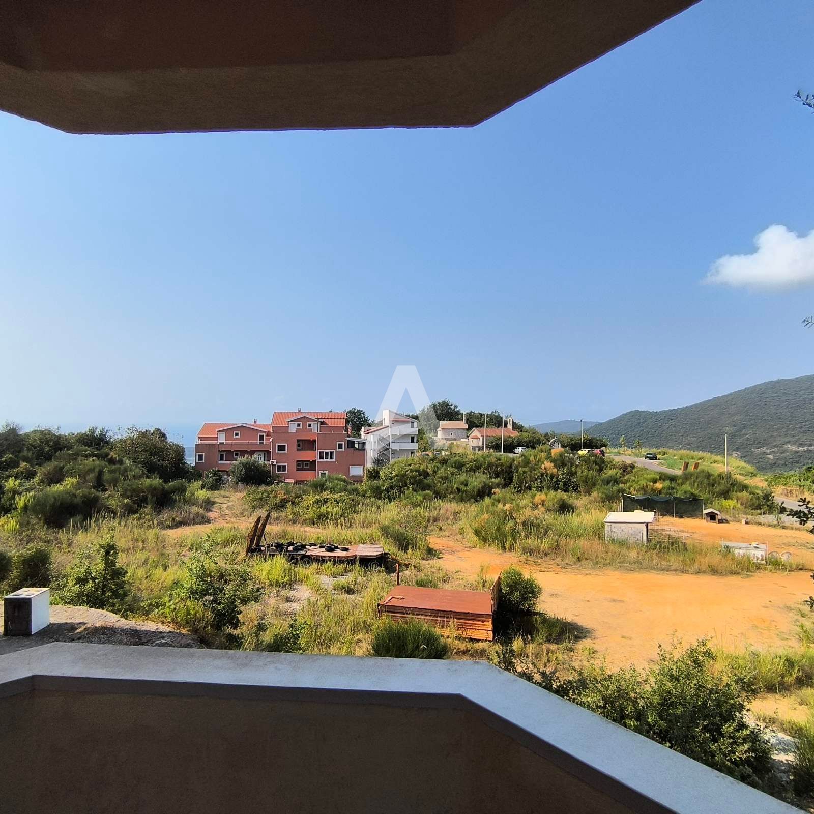 amforaproperty.com/Jednosoban stan 61m2 , Seoce-Budva (na duzi period)