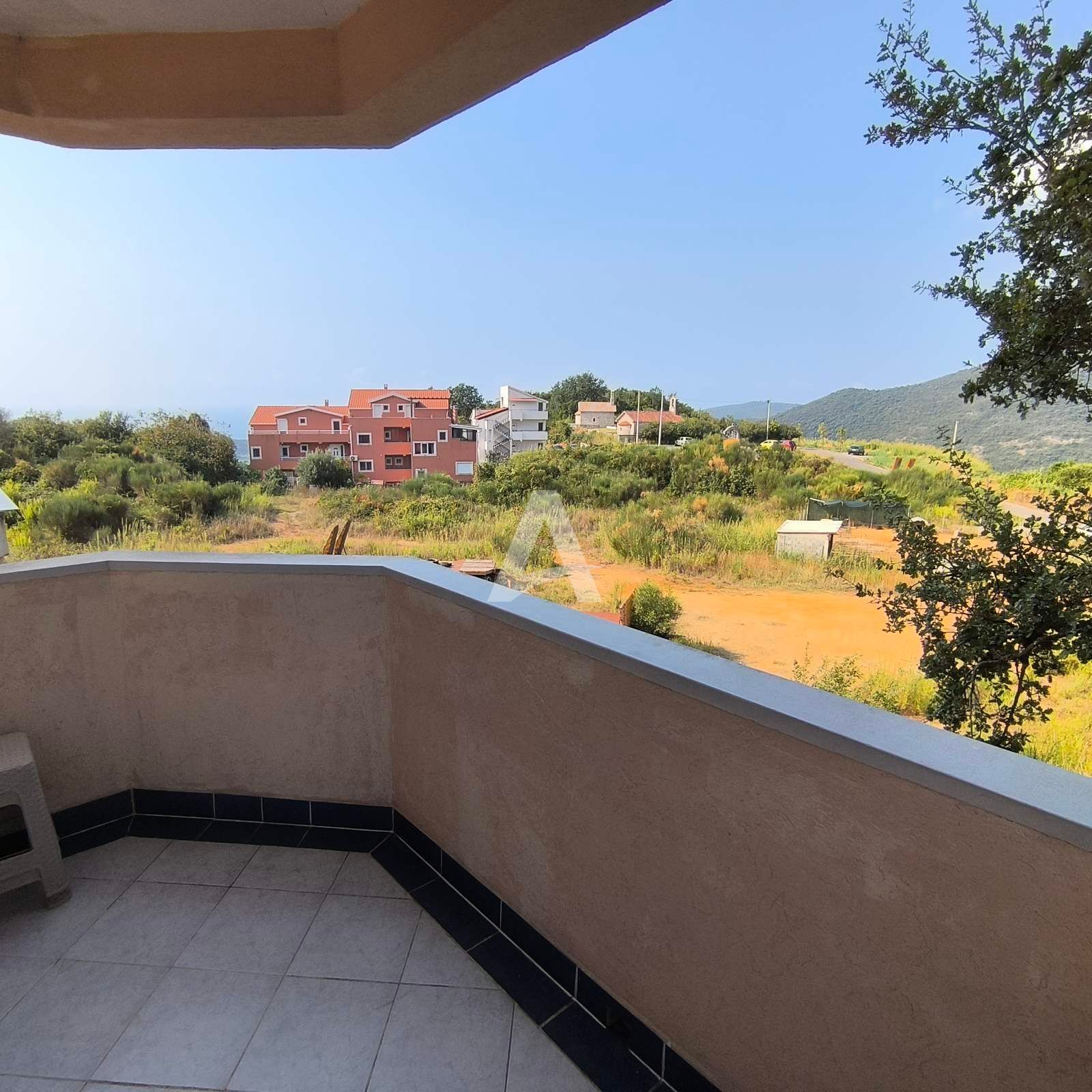 amforaproperty.com/Jednosoban stan 61m2 , Seoce-Budva (na duzi period)