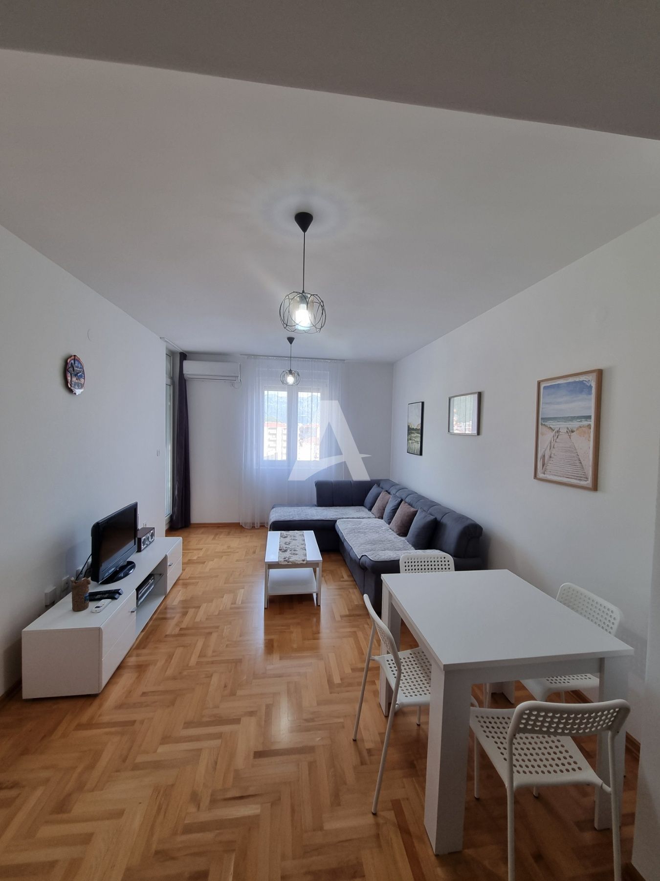 amforaproperty.com/Dubovica Lux, Budva-Komforan jednosoban stan 47m2 sa pogledom na more (NA PERIOD OD 01.10 DO 01.05.2025)