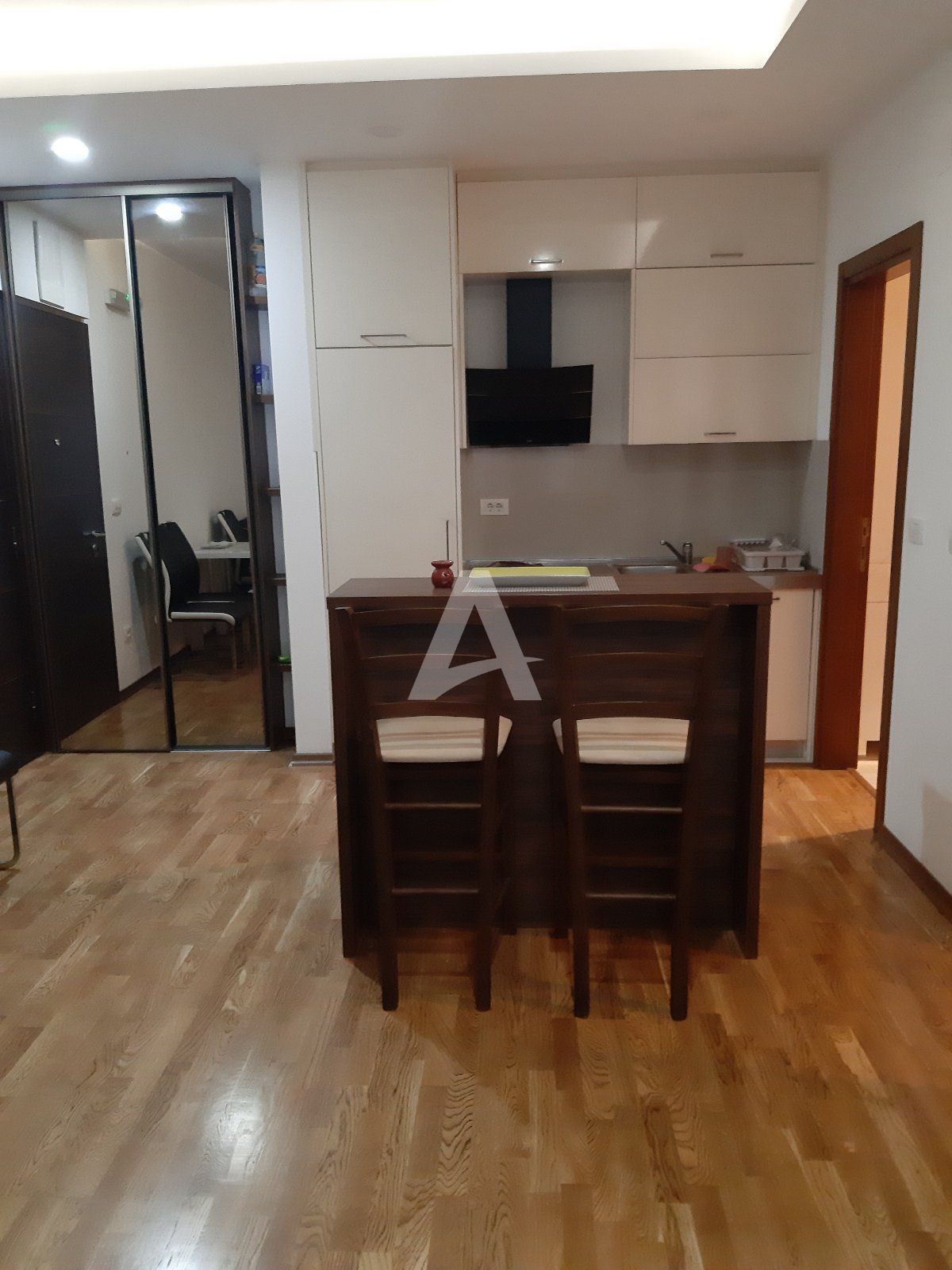 amforaproperty.com/Budva,Bulevar-Jednosoban stan 50m2 na atraktivnoj lokaciji (na duzi period)