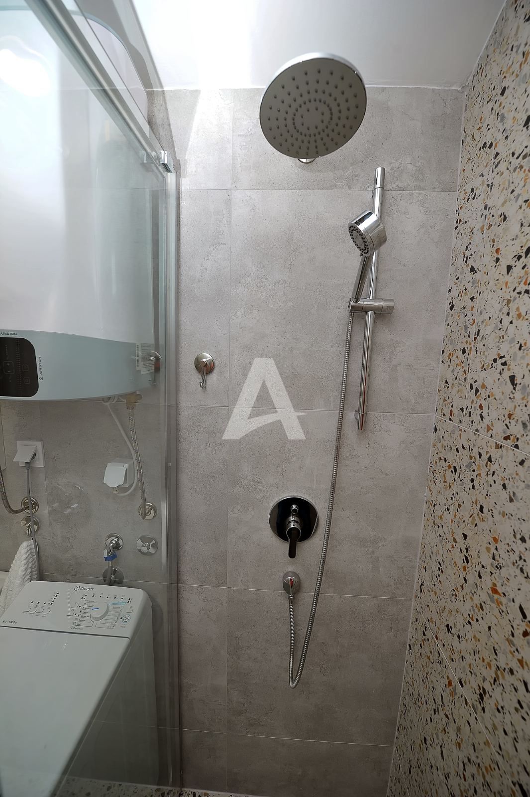 amforaproperty.com/Jednosoban renoviran stan 43m2,Budva-Rozino (NA DUZI PERIOD)