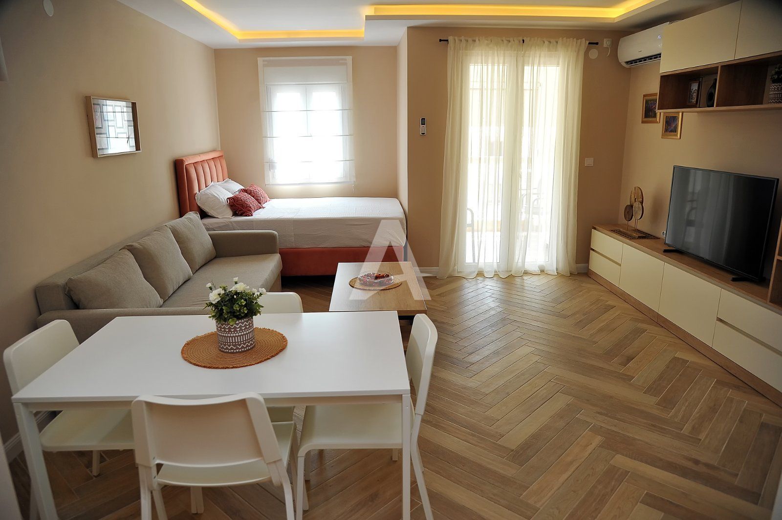 amforaproperty.com/Jednosoban renoviran stan 43m2,Budva-Rozino (NA DUZI PERIOD)